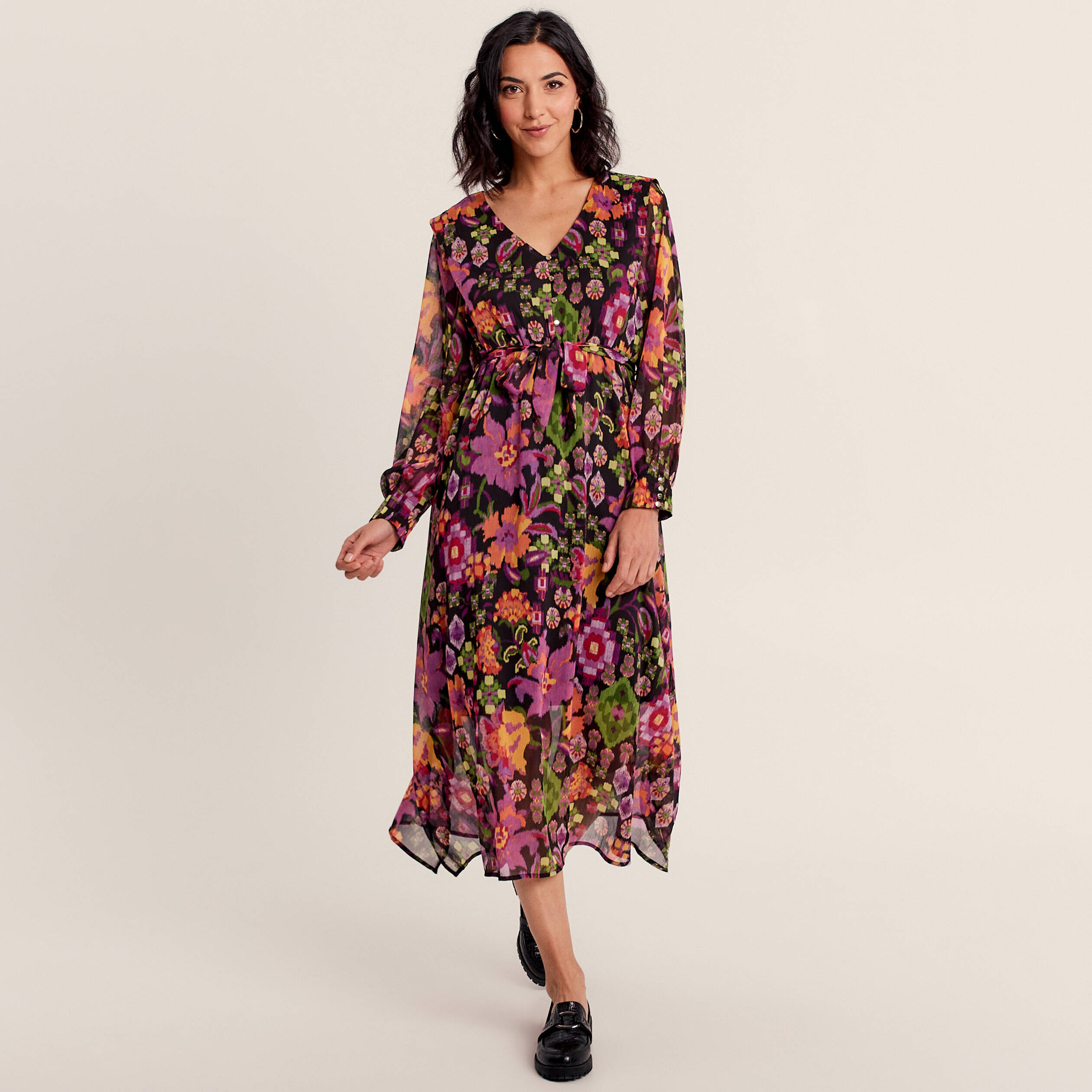 Robe longue évasée col en V noir femme