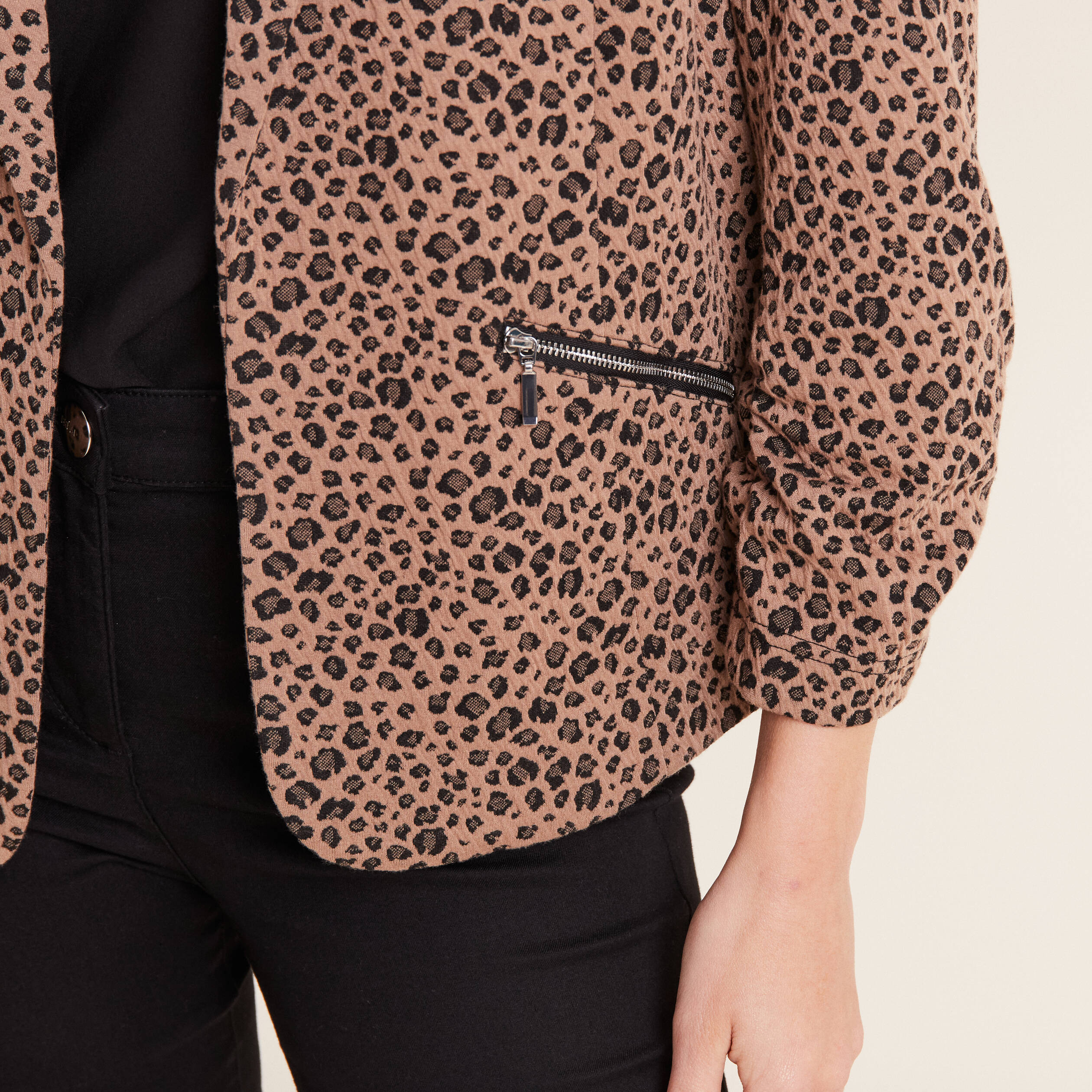 veste tailleur col chale beige femme Veste tailleur col châle beige femme