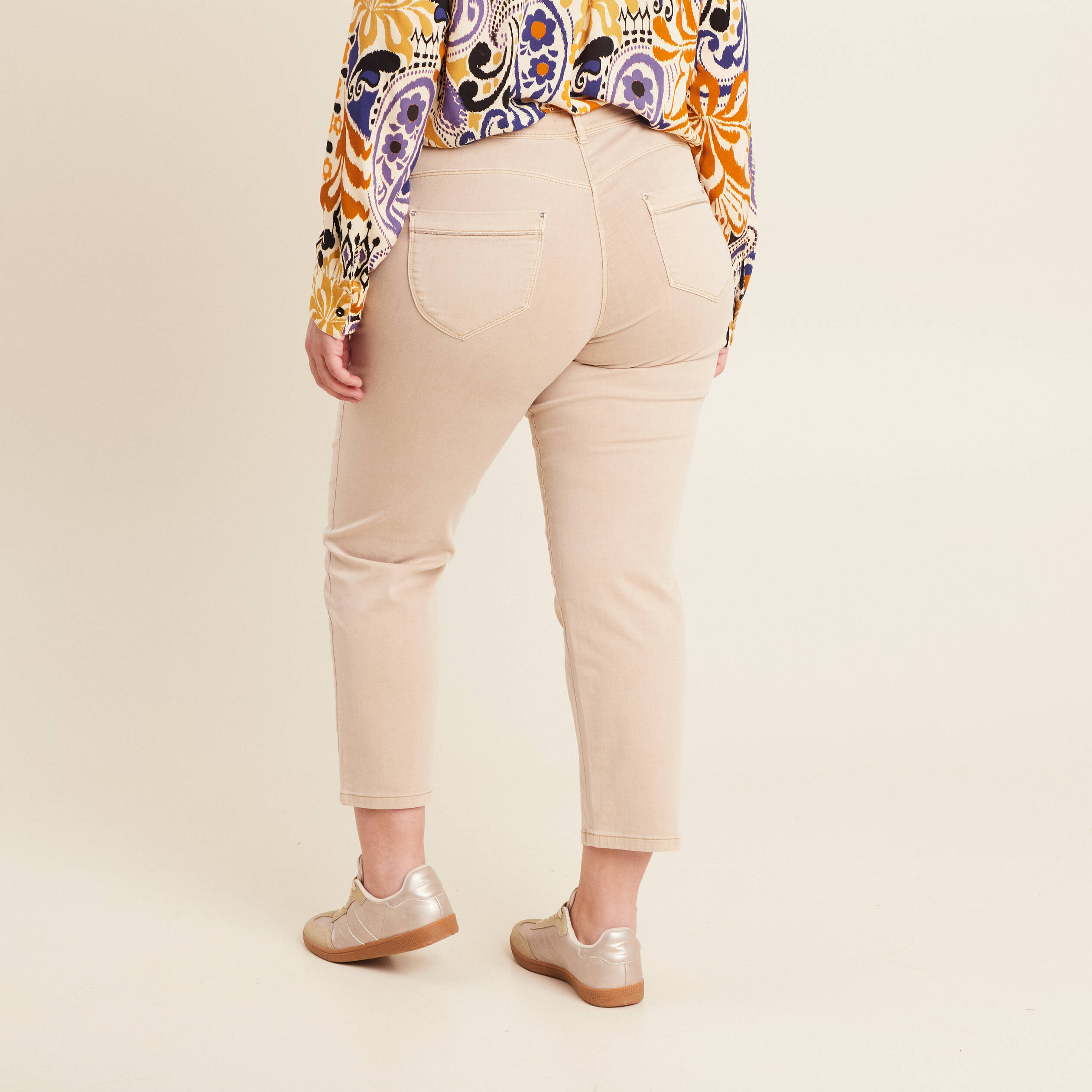 Jean coupe droite 7/8&egrave;me denim beige femme