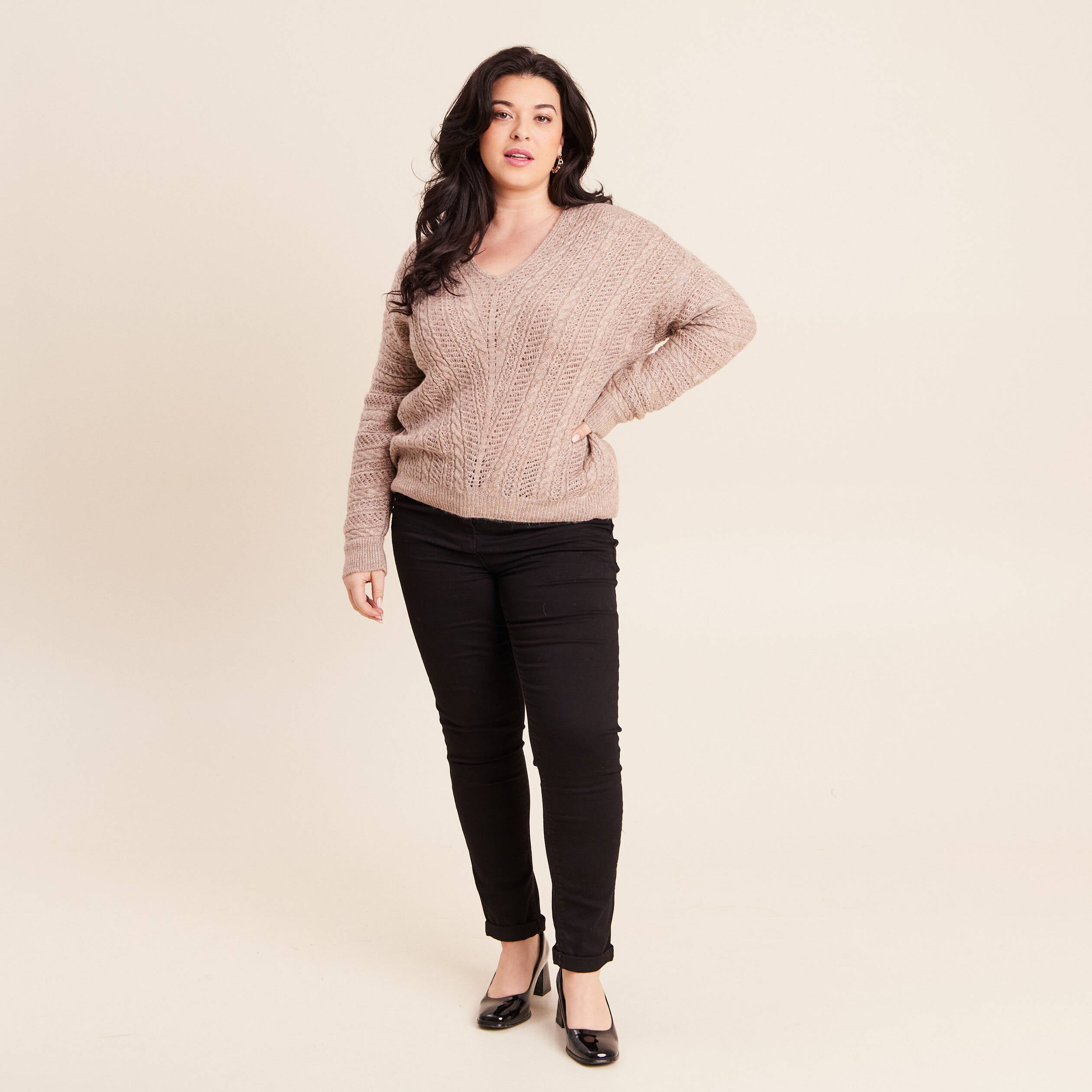 Pull col V manches longues taupe femme