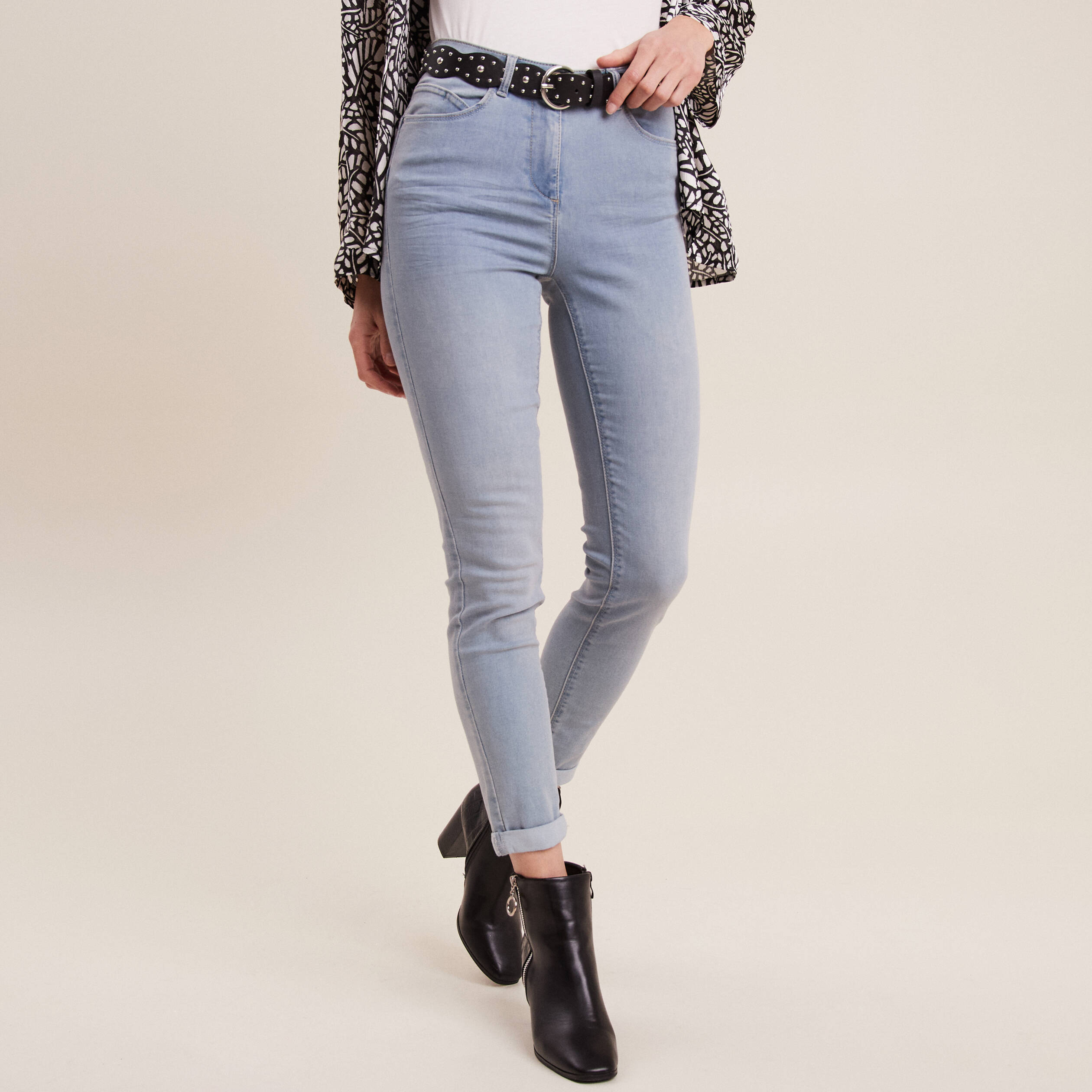 Jean coupe ajust&eacute;e 7/8&egrave;me denim baby bleu femme