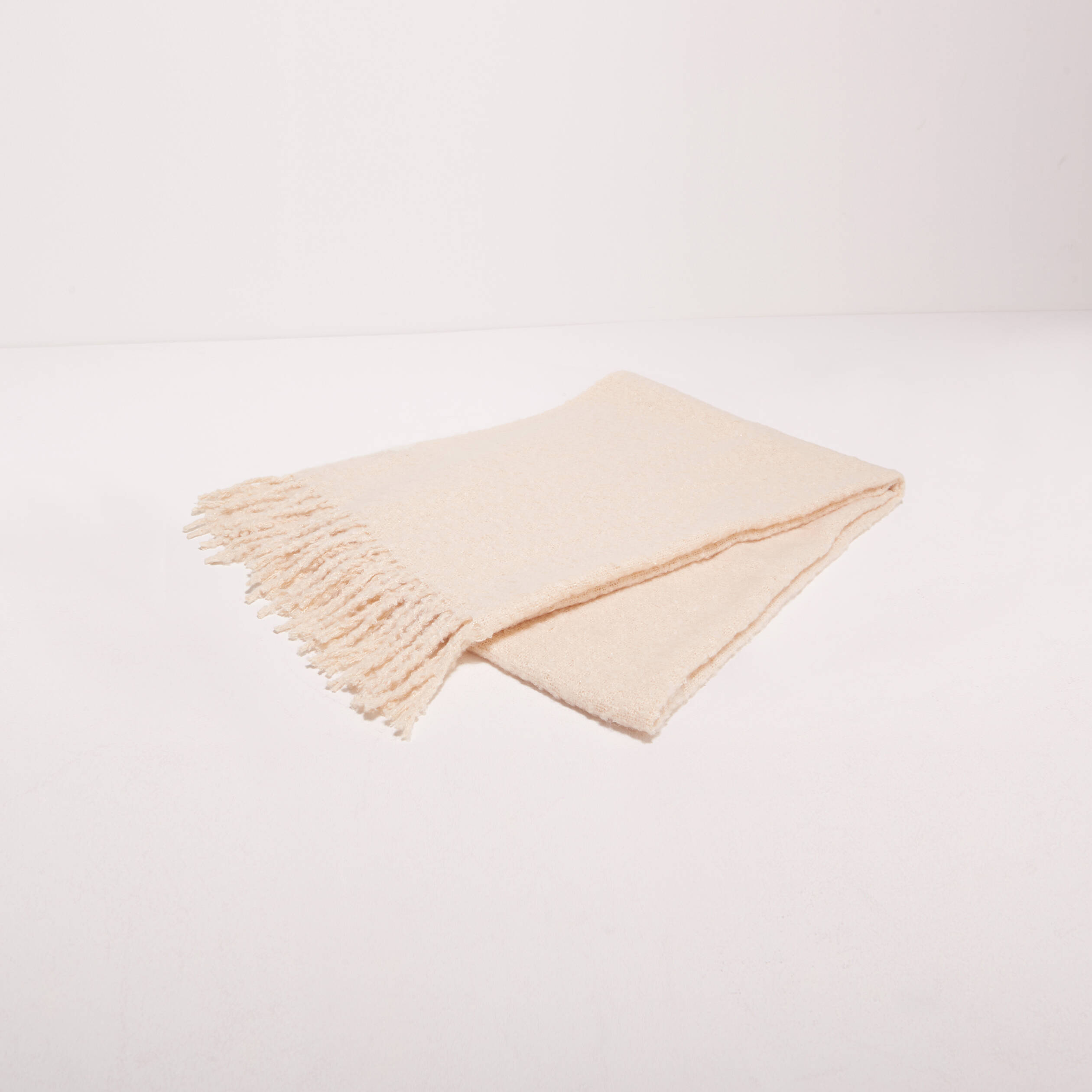 echarpe a franges creme femme Écharpe à franges creme femme