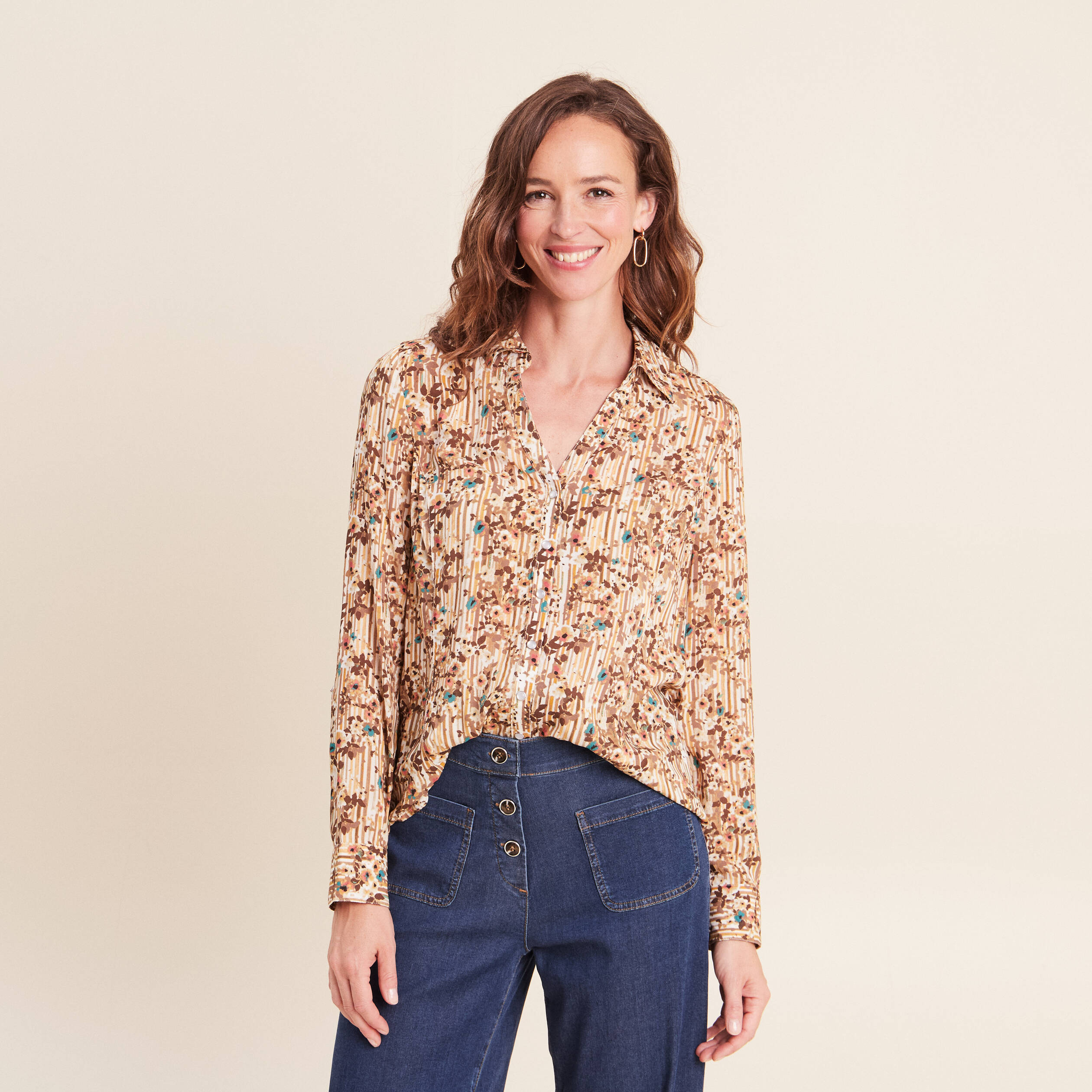 Chemise ajust&eacute;e manches longues marron femme