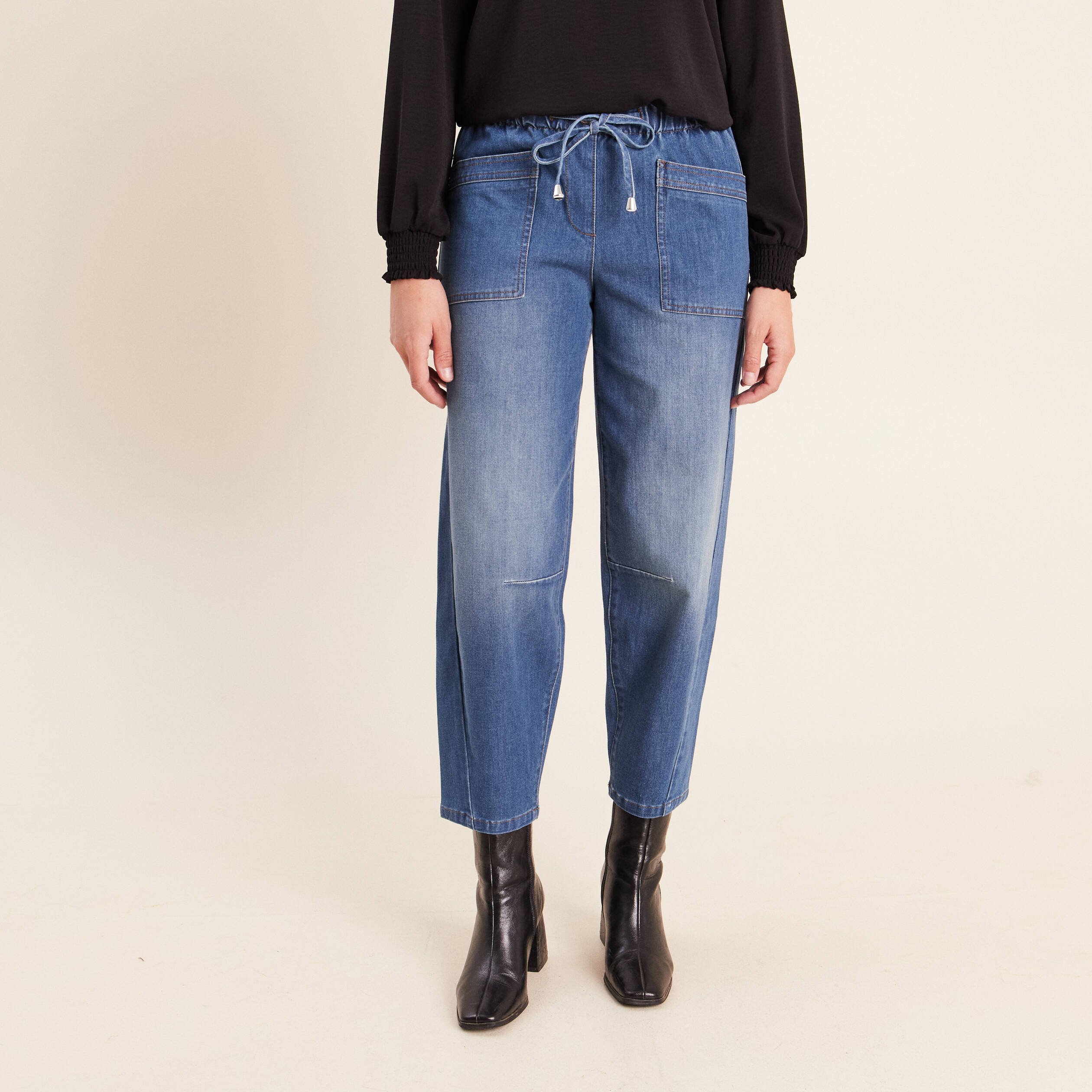 Pantalon mom 7/8&egrave;me en coton denim stone femme