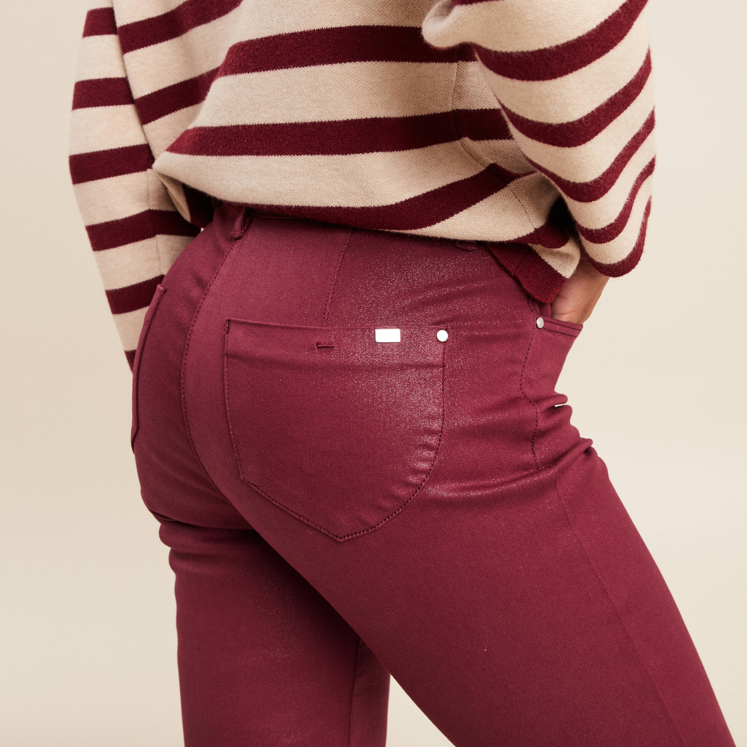 Pantalon magique L'Unique effet brillant bordeaux femme