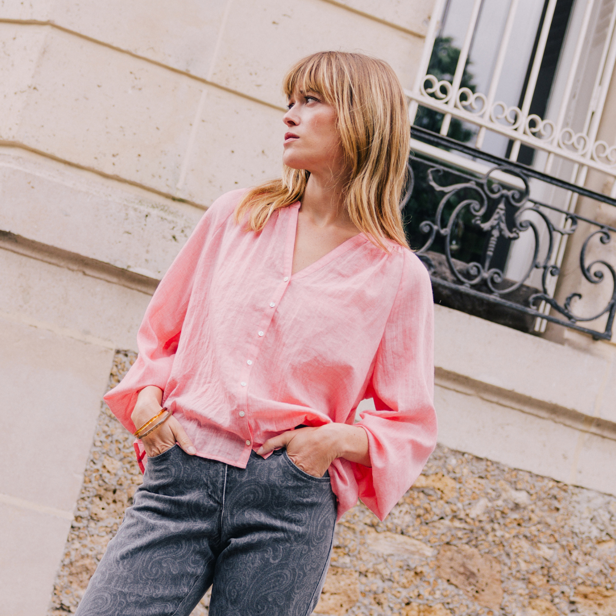 Chemise ample col v manches longues rose femme