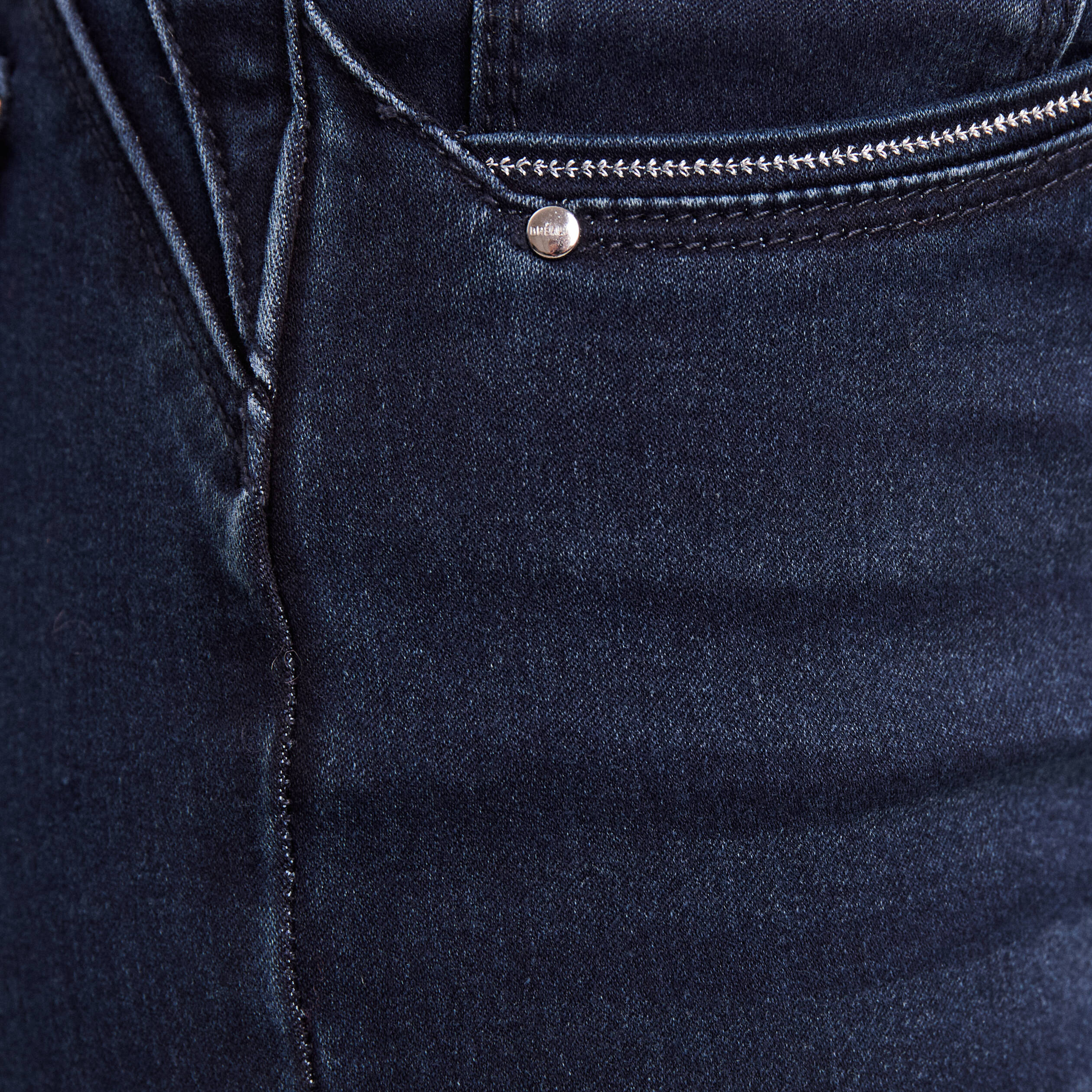 jean ajuste taille haute denim brut femme Jean ajusté taille haute denim brut femme
