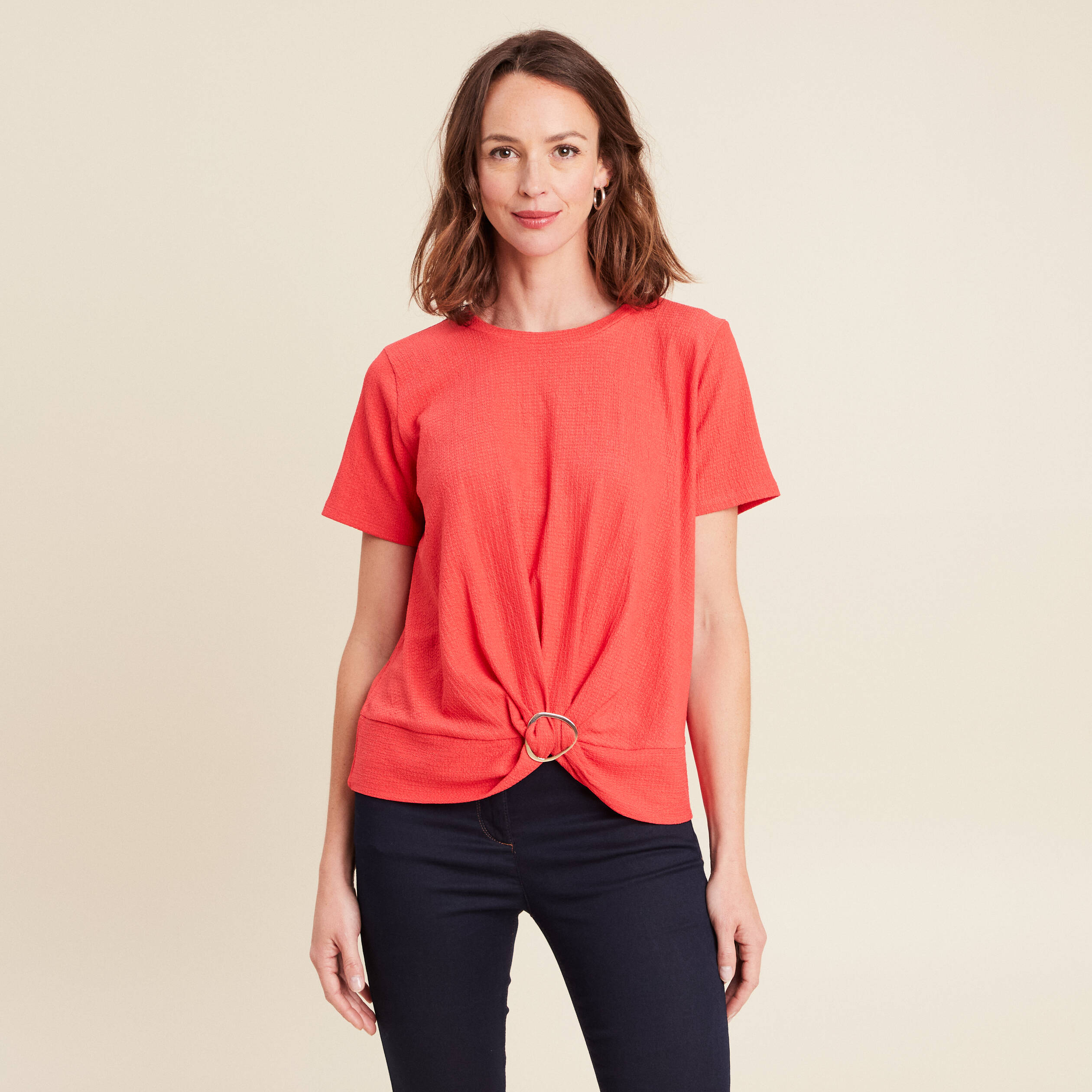 top court bas resserre col rond rouge corail femme Top court bas resserré col rond rouge corail femme