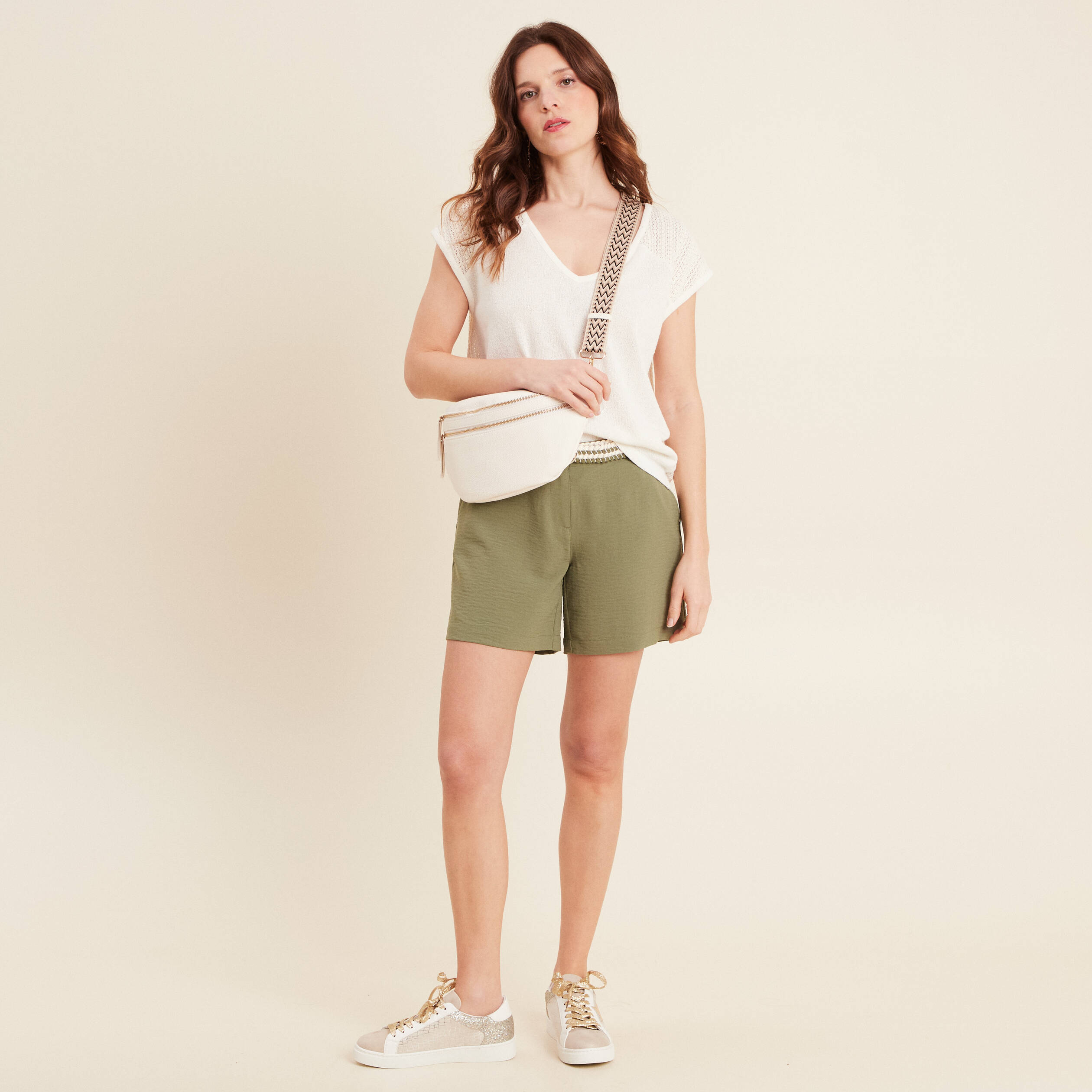 short fluide taille basse vert kaki femme Short fluide taille basse vert kaki femme