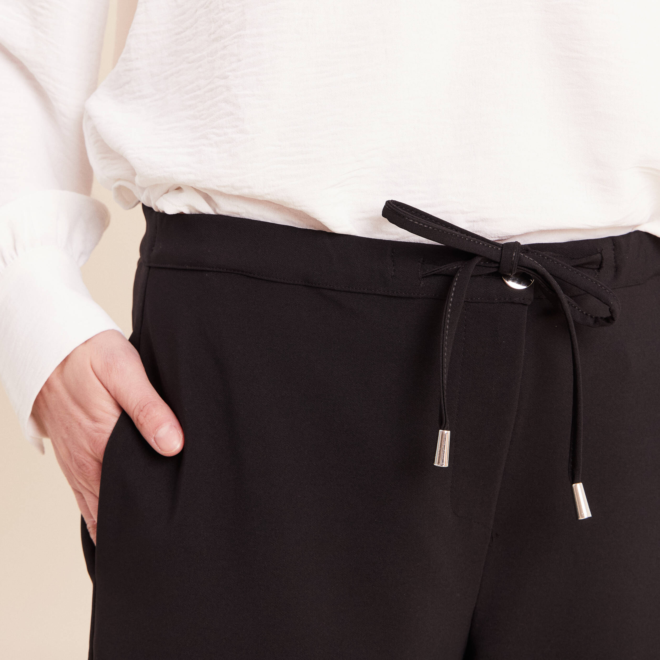 Pantalon fluide large taille haute noir femme