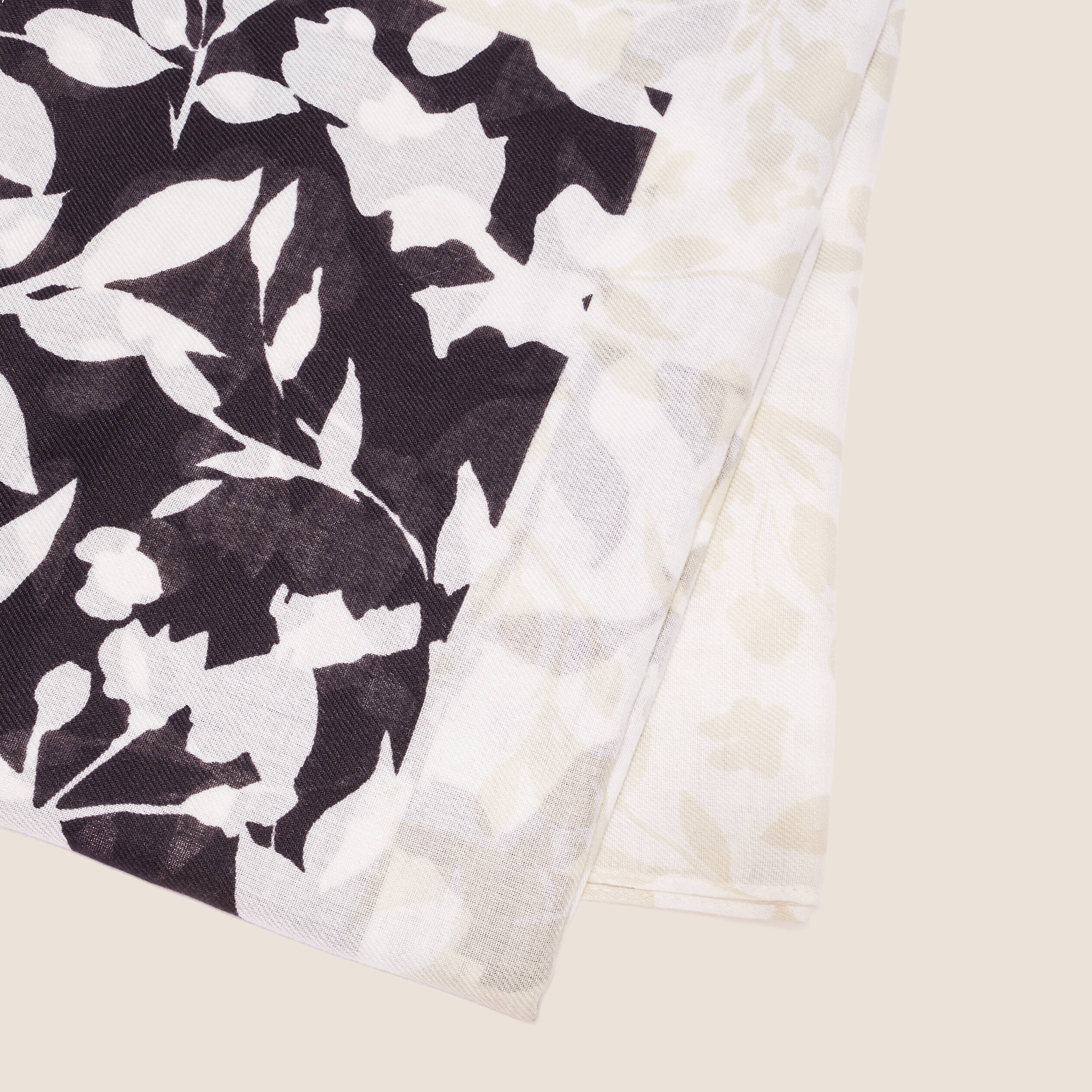 foulard noir femme Foulard noir femme