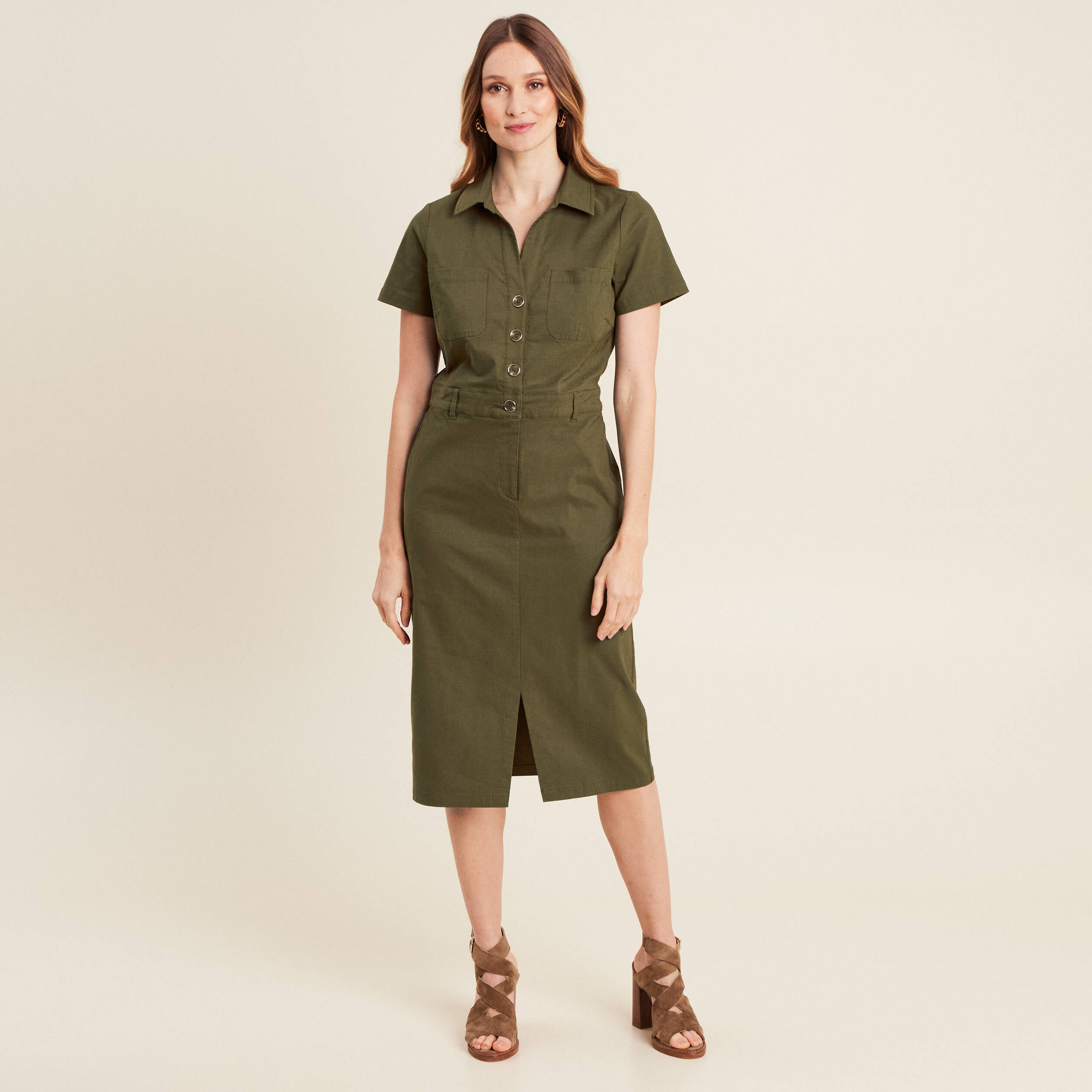 robe ajustee manches courtes vert olive femme Robe ajustée manches courtes vert olive femme