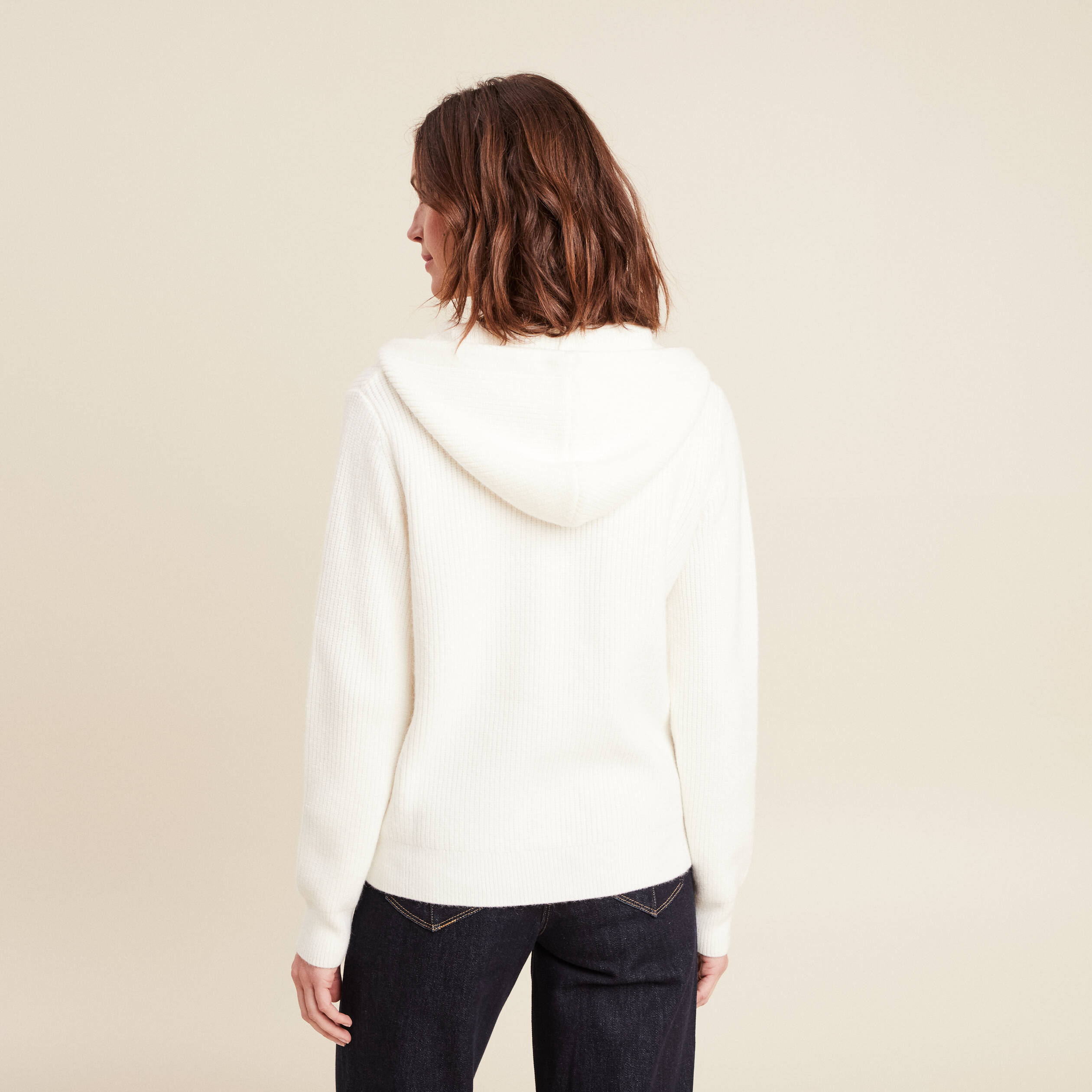 Gilet mi-long à capuche bas resserré ecru femme Vibs