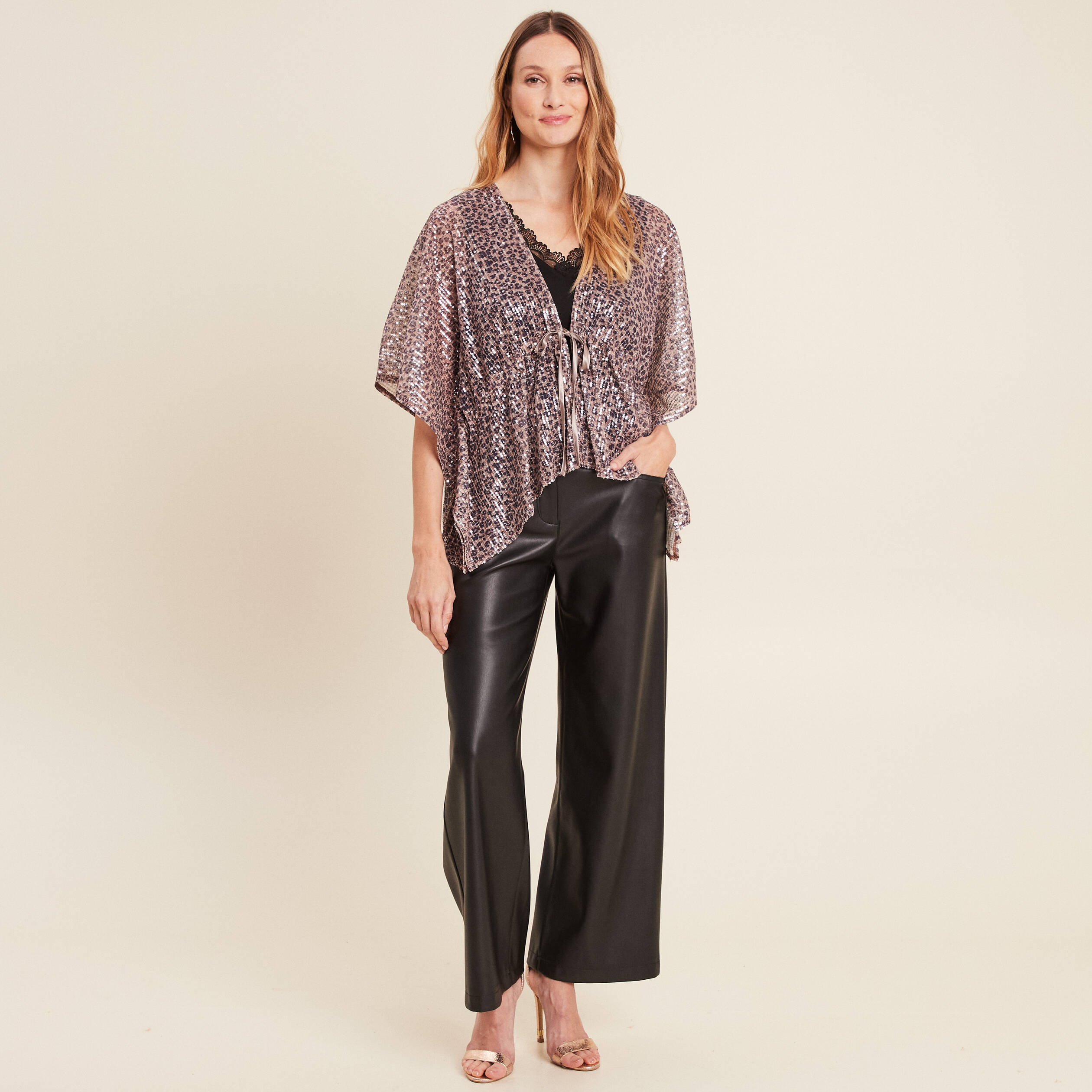 Kimono &agrave; sequins couleur cuivre femme