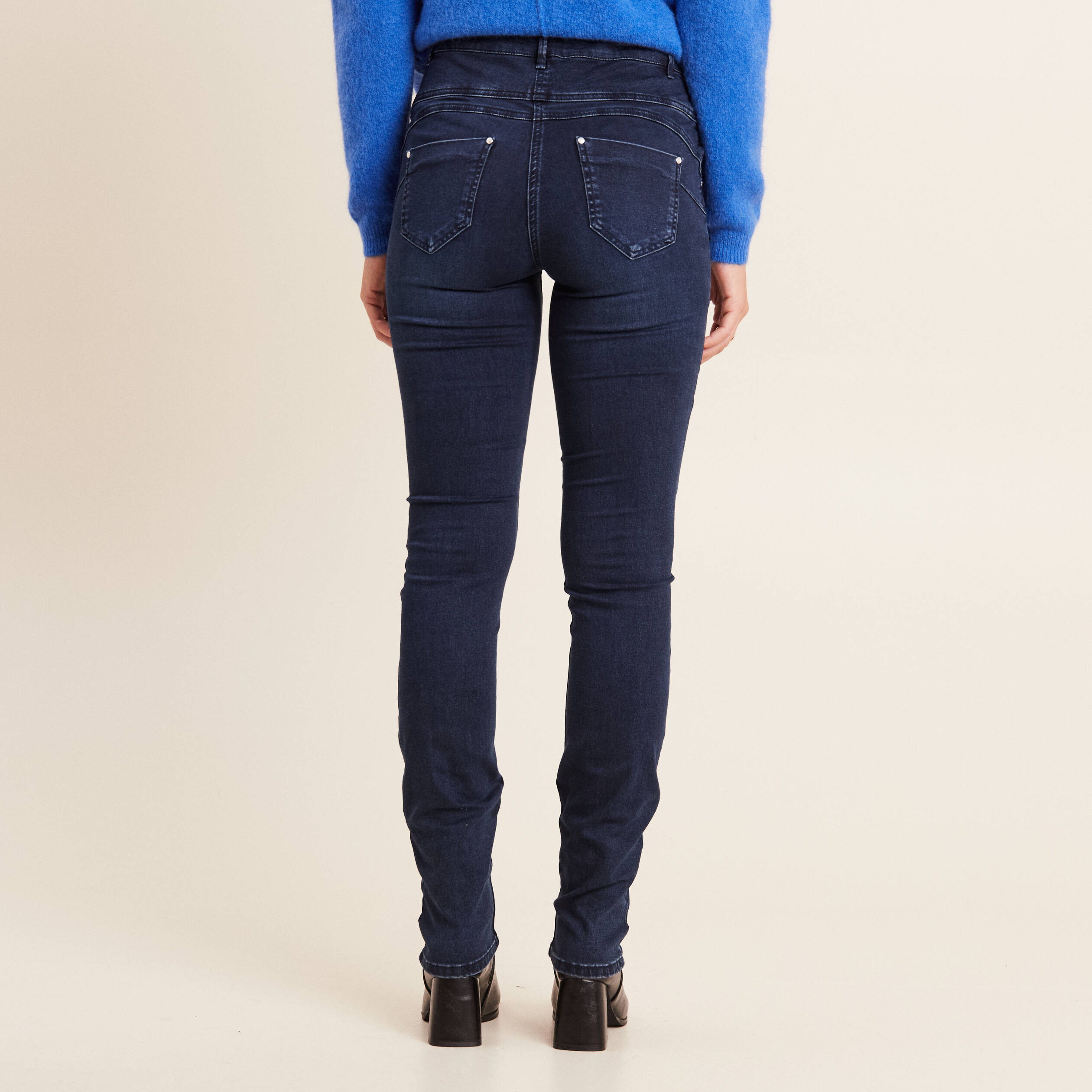 jean magique le gainant denim brut femme Jean magique Le gainant denim brut femme