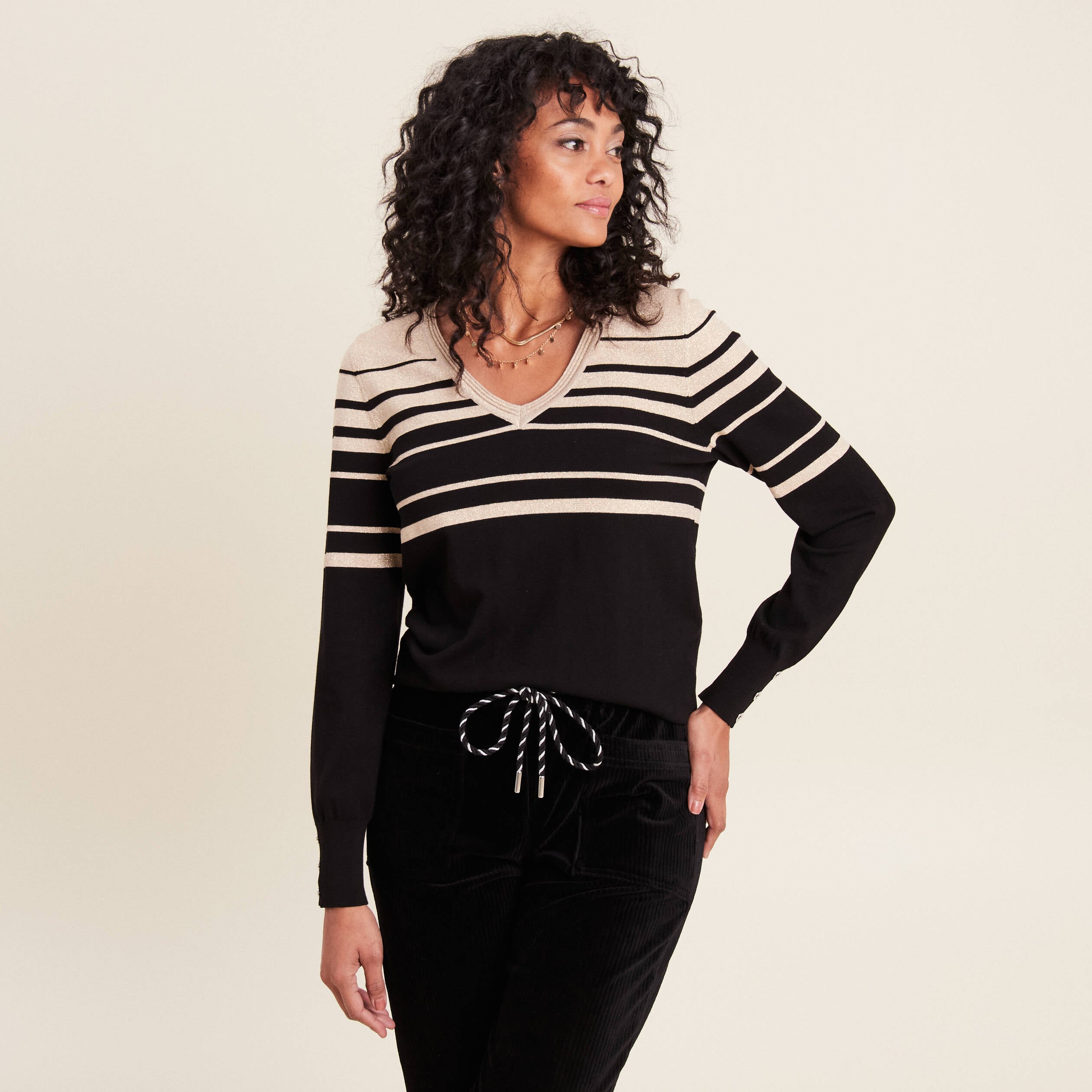 Pull manches longues noir femme