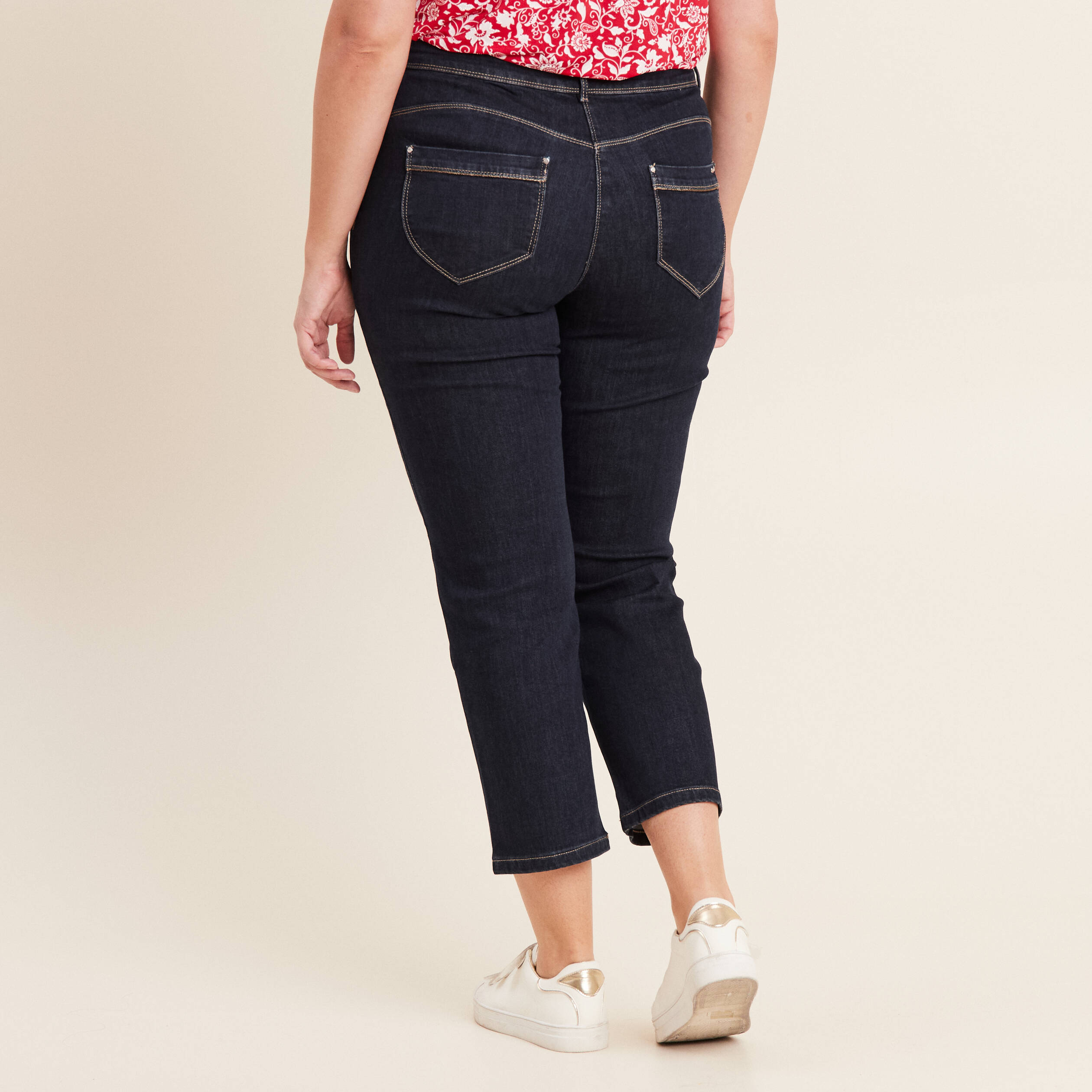 Jean coupe droite 7/8&egrave;me denim brut femme