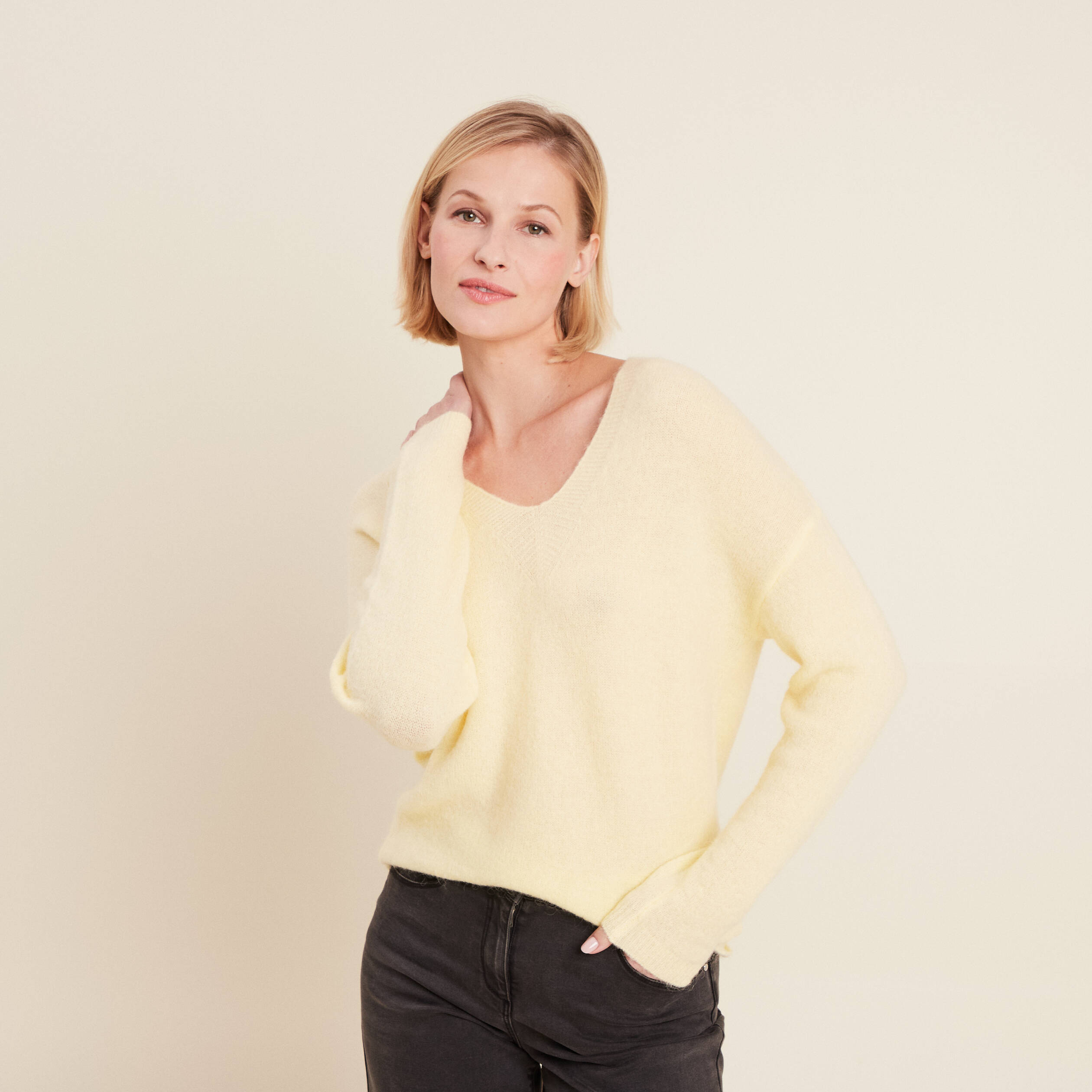 pull manches longues jaune clair femme Pull manches longues jaune clair femme