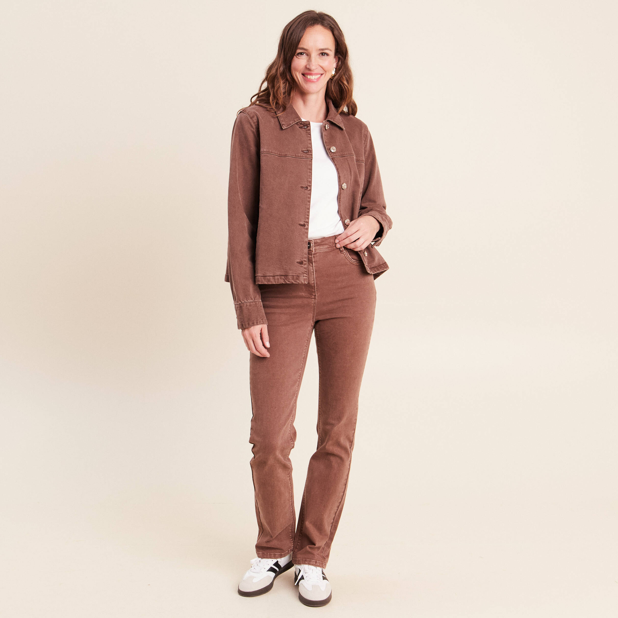 Jean coupe droite taille haute marron clair femme