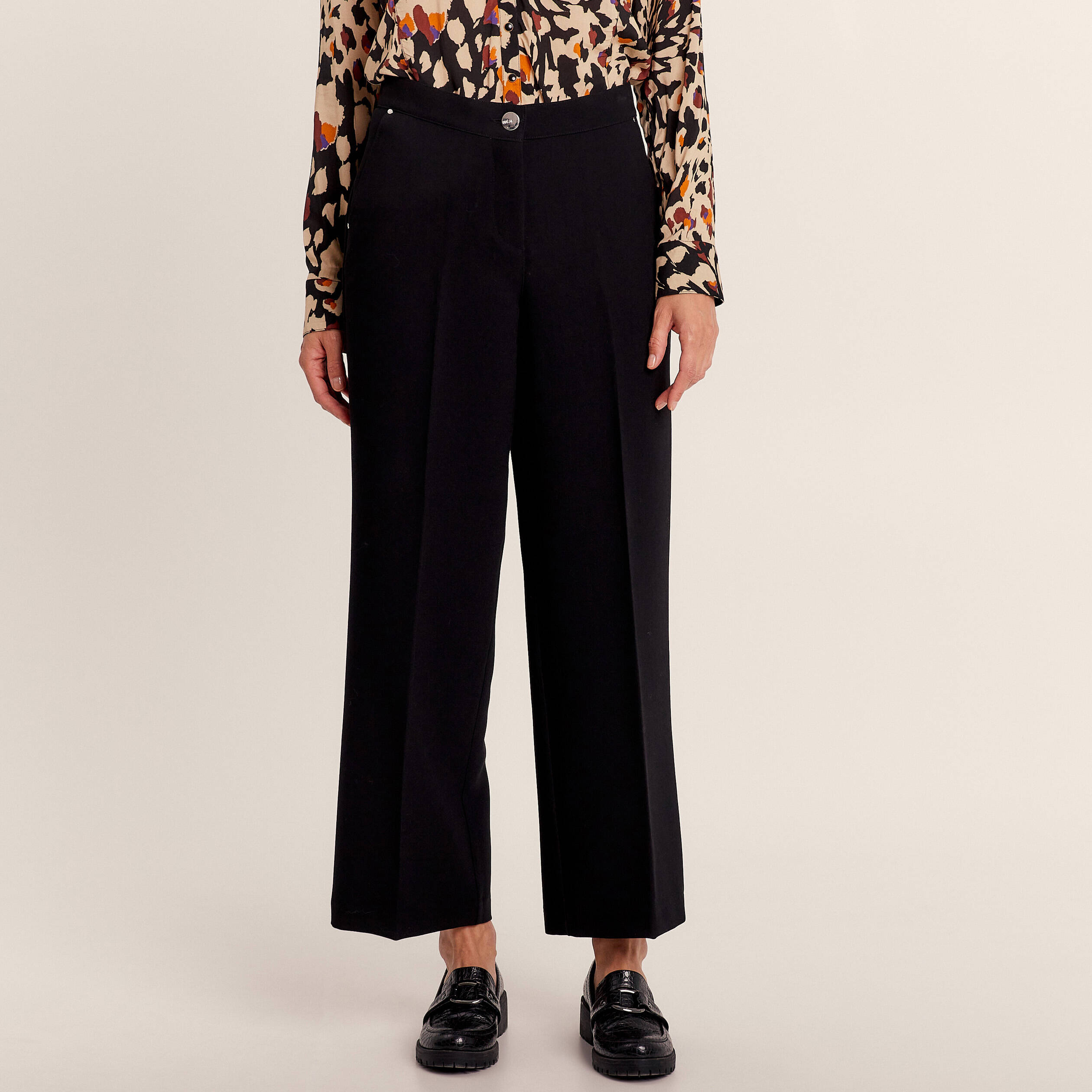 Pantalon large fluide à pinces noir femme