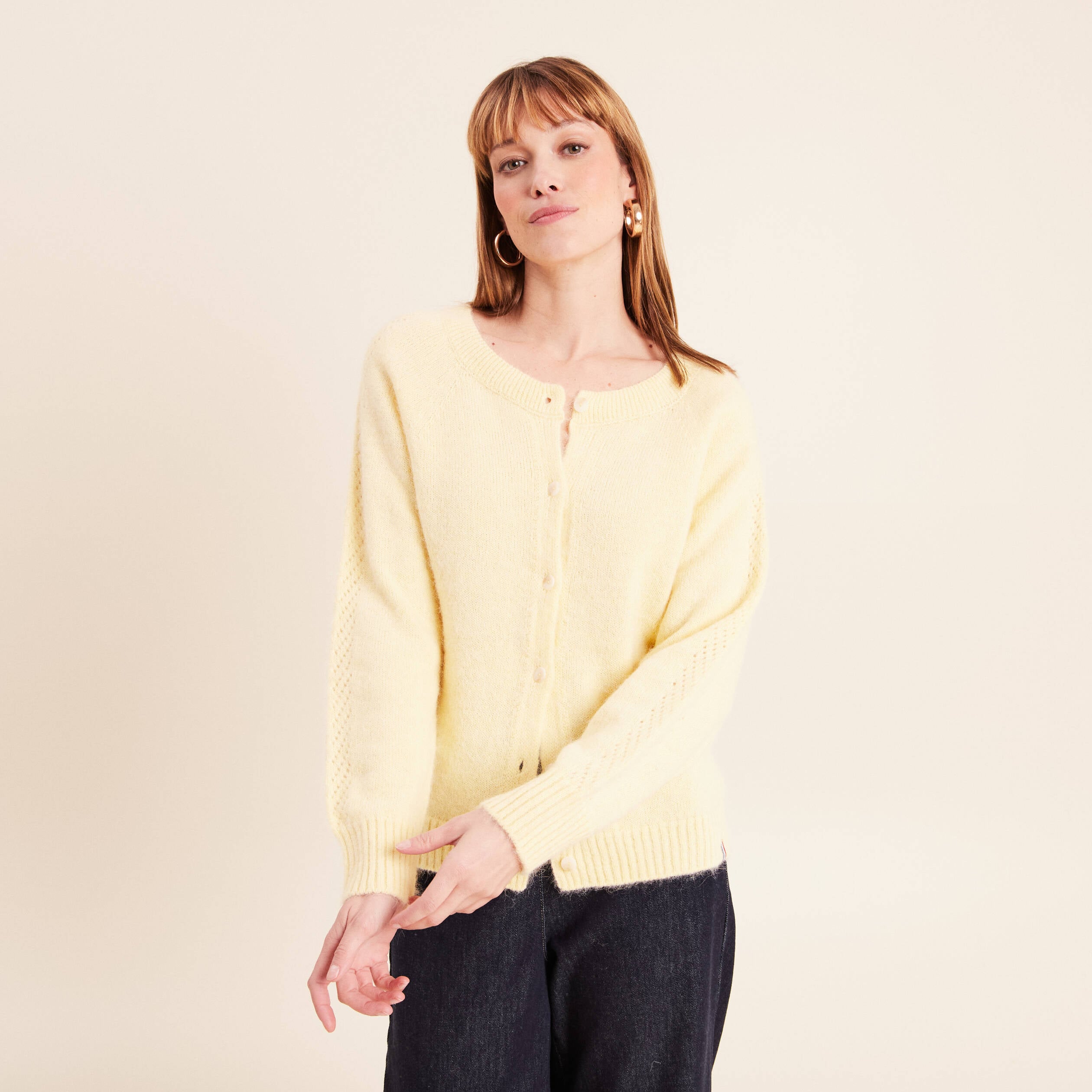 Gilet manches longues col rond jaune pastel femme