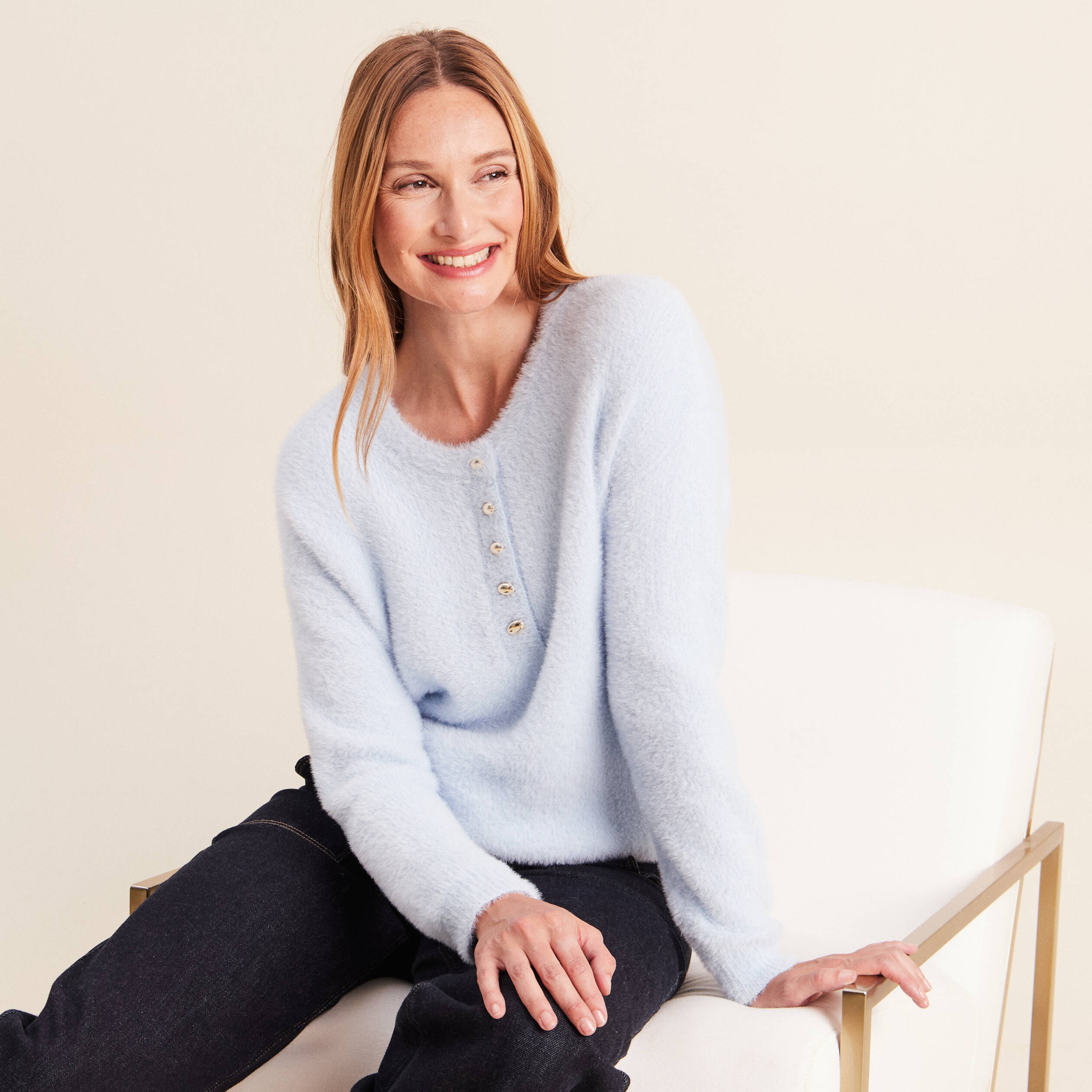 Pull col tunisien bleu pastel femme