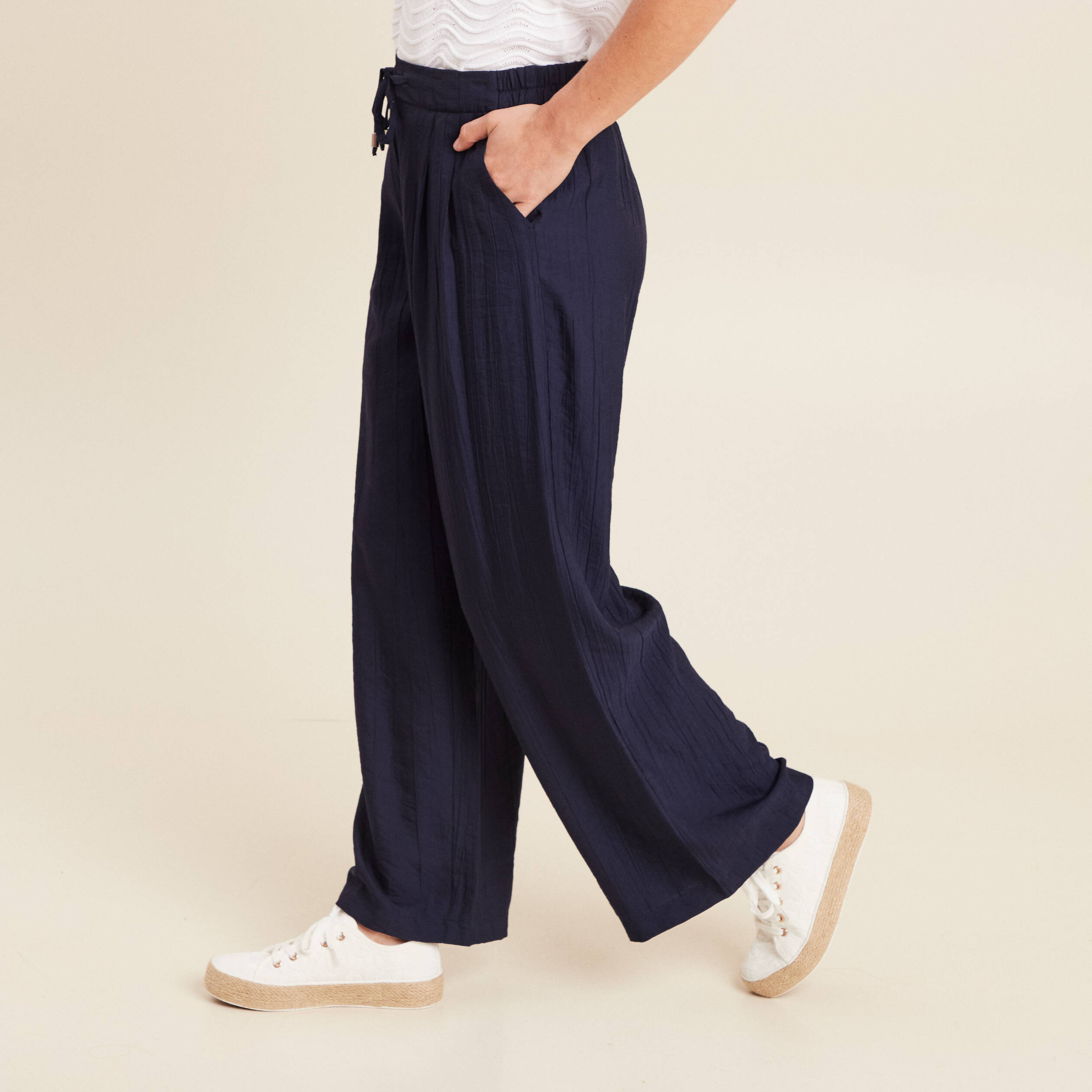 Pantalon fluide taille haute bleu marine femme