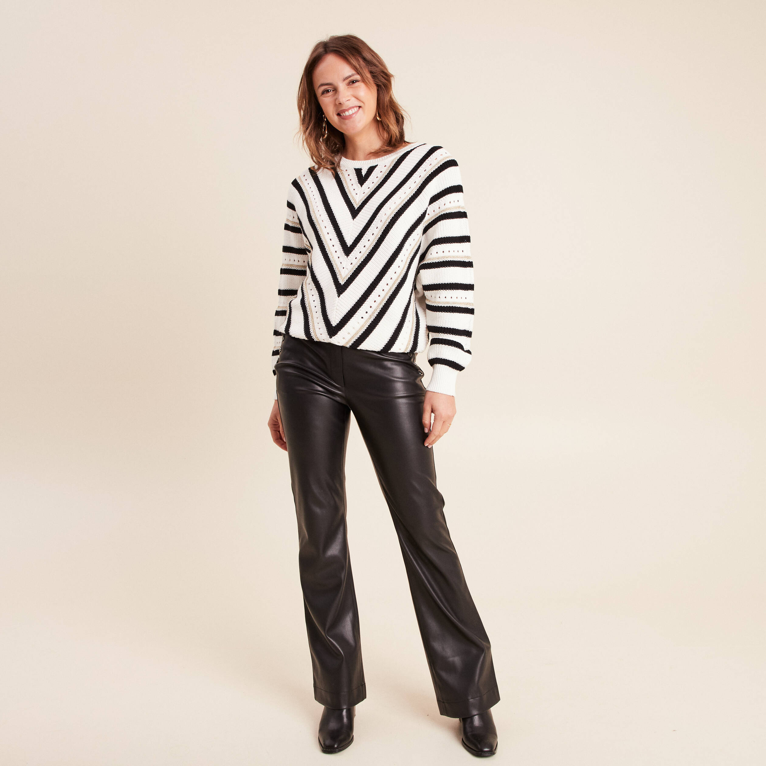 Pull col rond manches longues noir femme