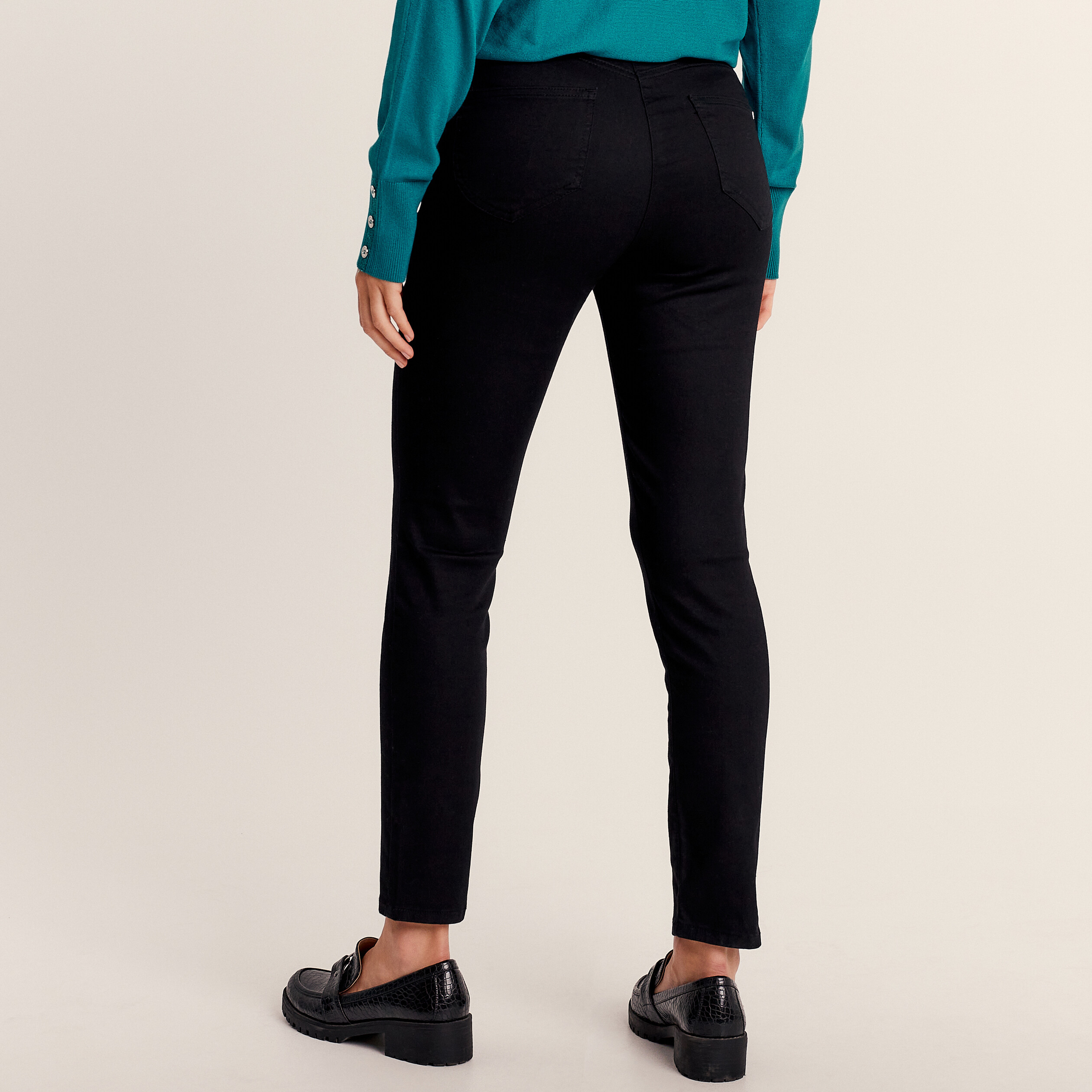 pantalon leger taille standard 78eme noir femme Pantalon léger taille standard 7/8ème noir femme