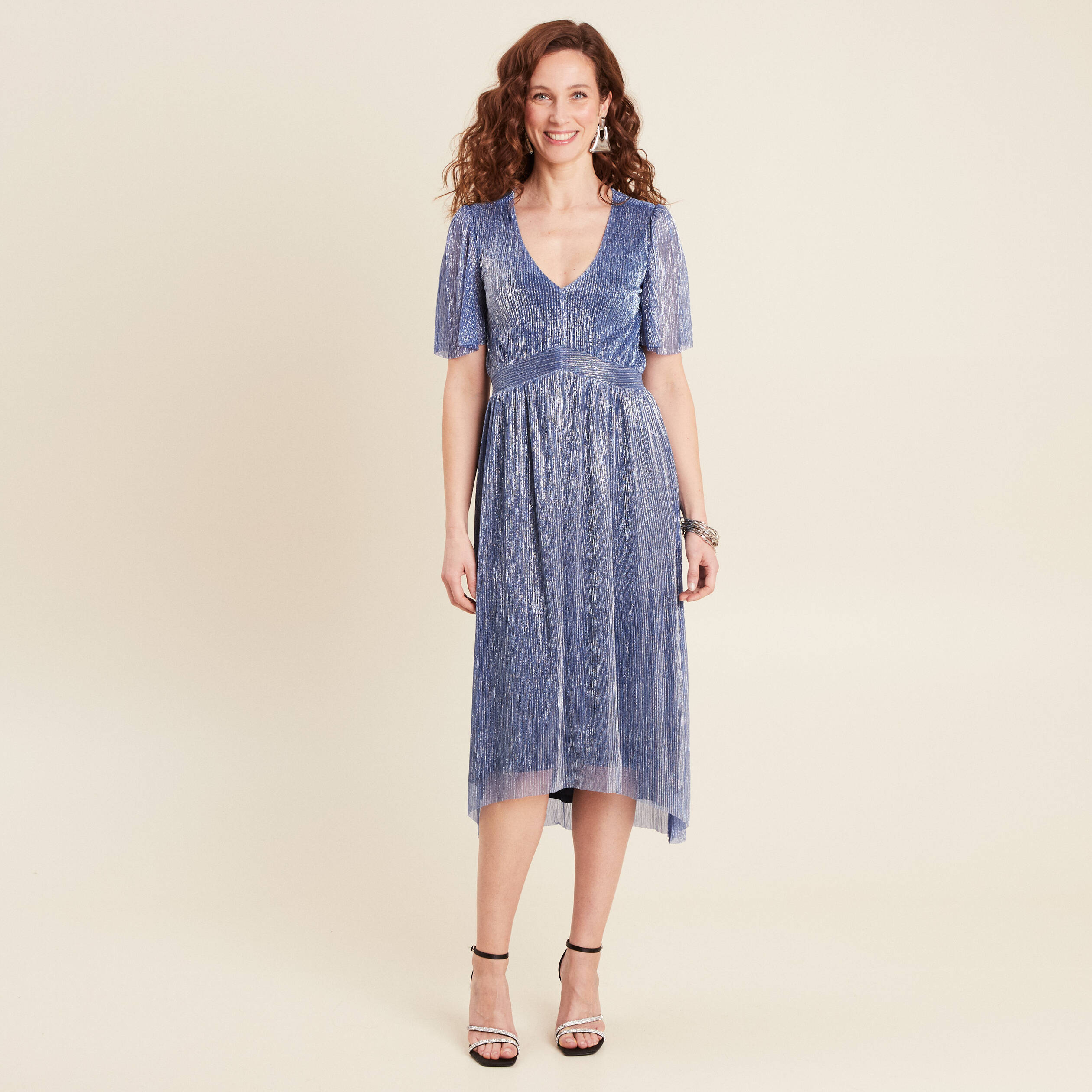 Robe longue &eacute;vas&eacute;e bleu ciel femme