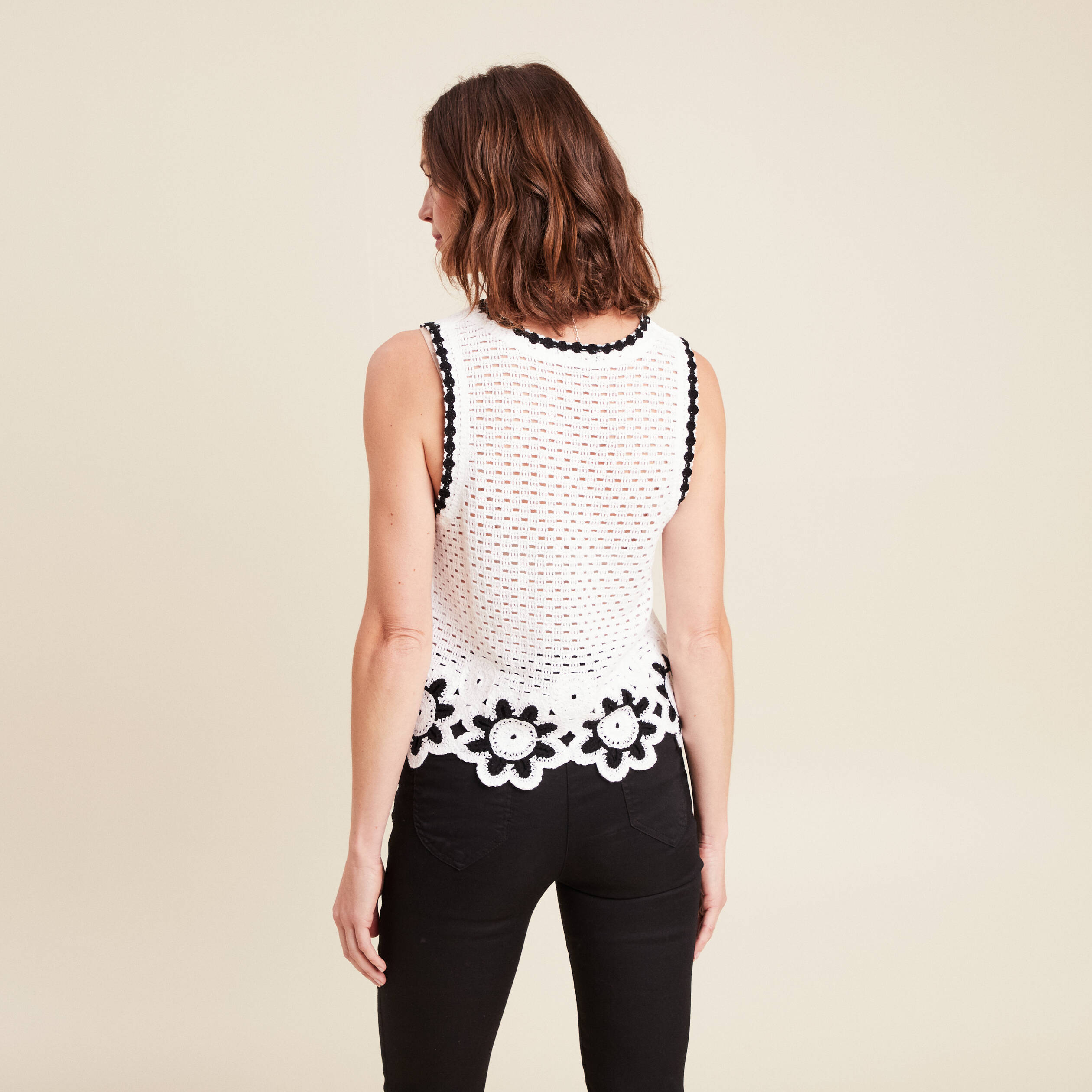 debardeur droit court col rond ecru femme Débardeur droit court col rond ecru femme