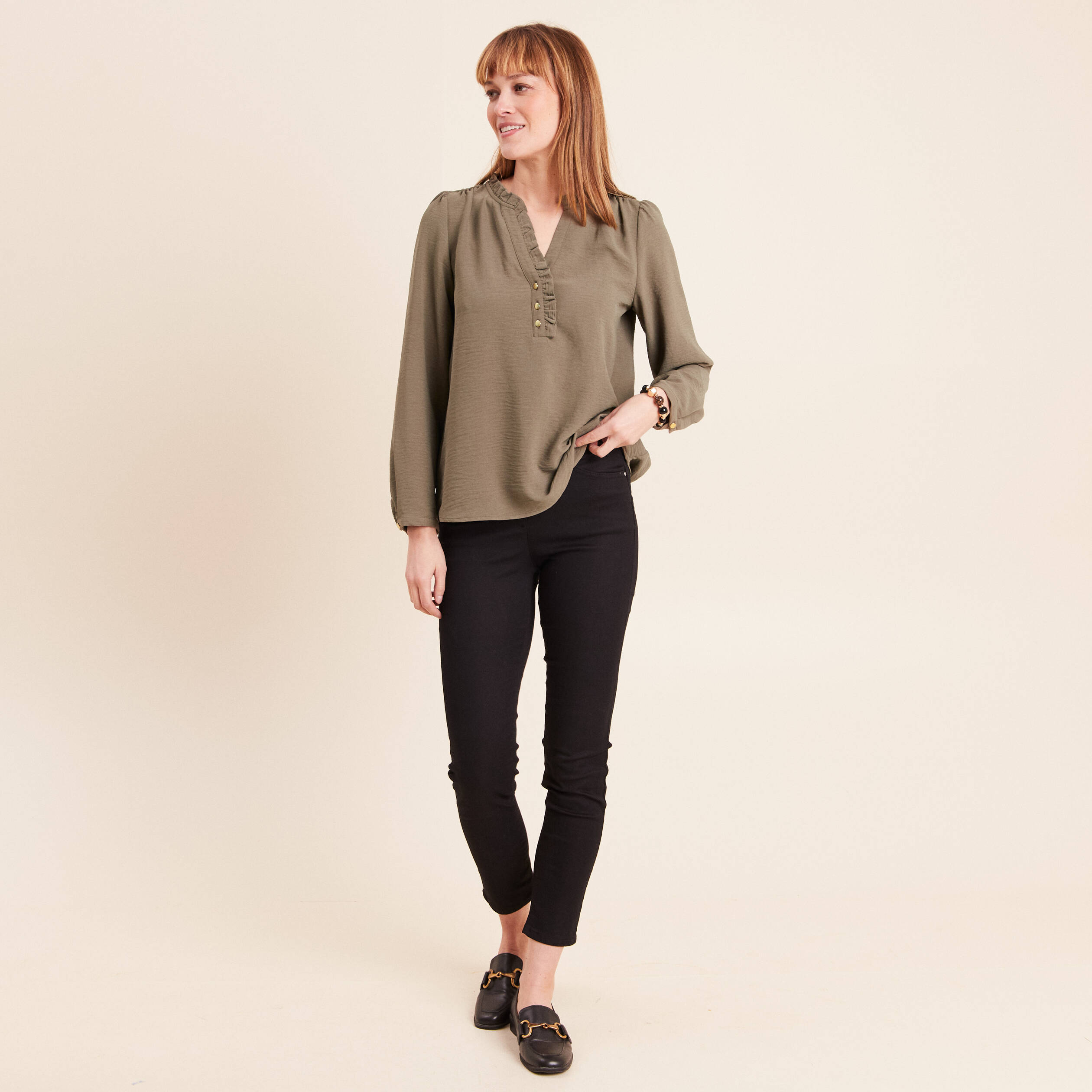 Blouse manches longues col ras du cou vert kaki femme