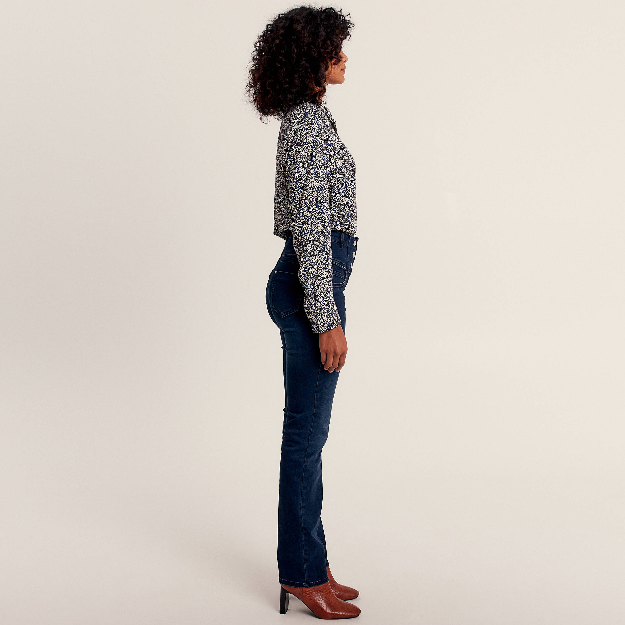 Jean droit effet gainant denim brut femme