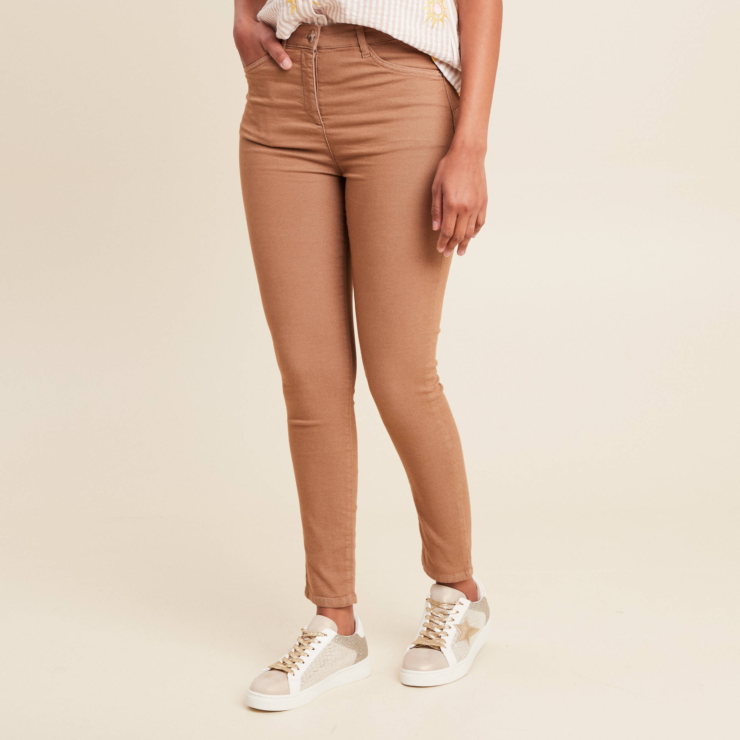 Pantalon magique Le L&eacute;ger coupe ajust&eacute;e marron femme