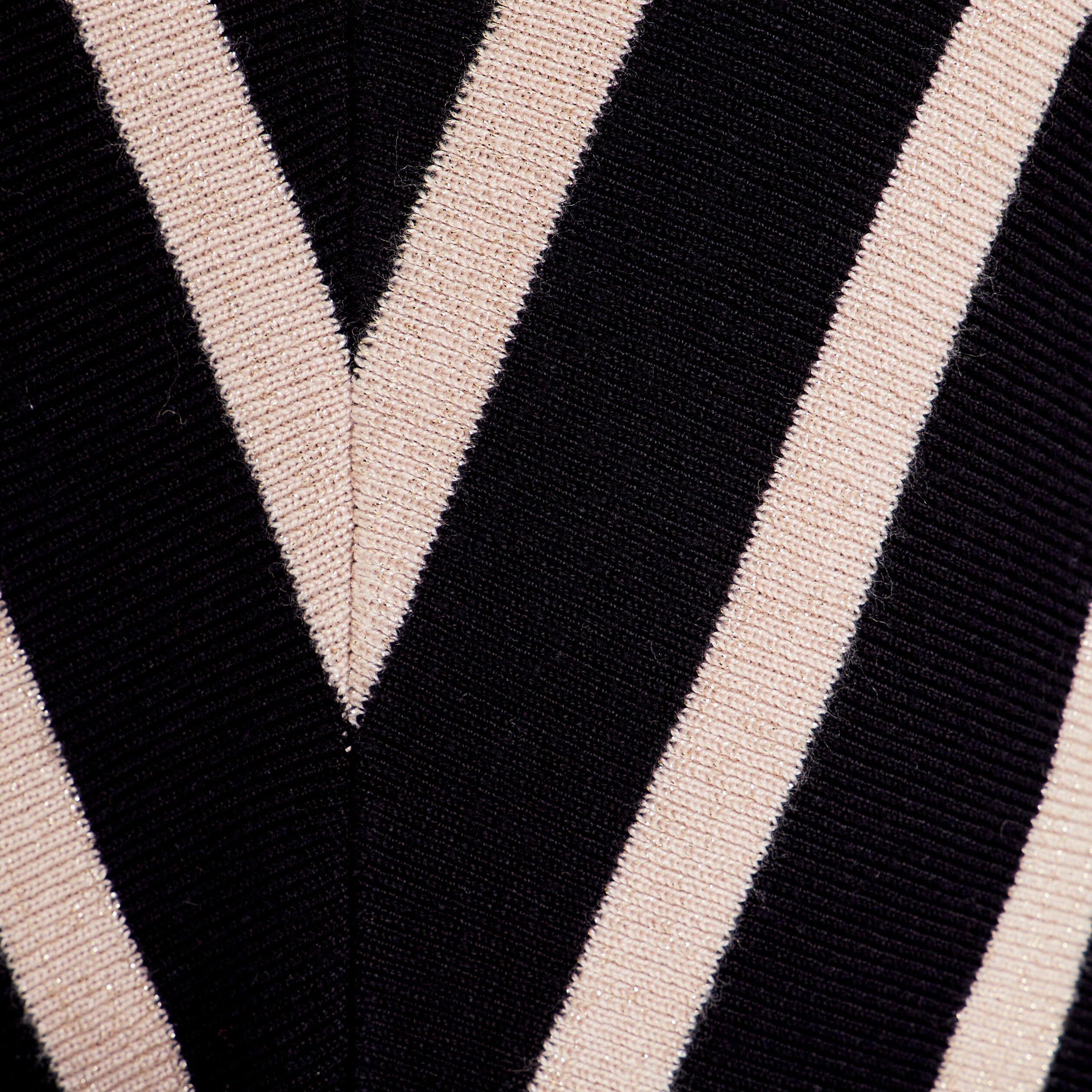 Robe pull droite ceinturée couleur or femme