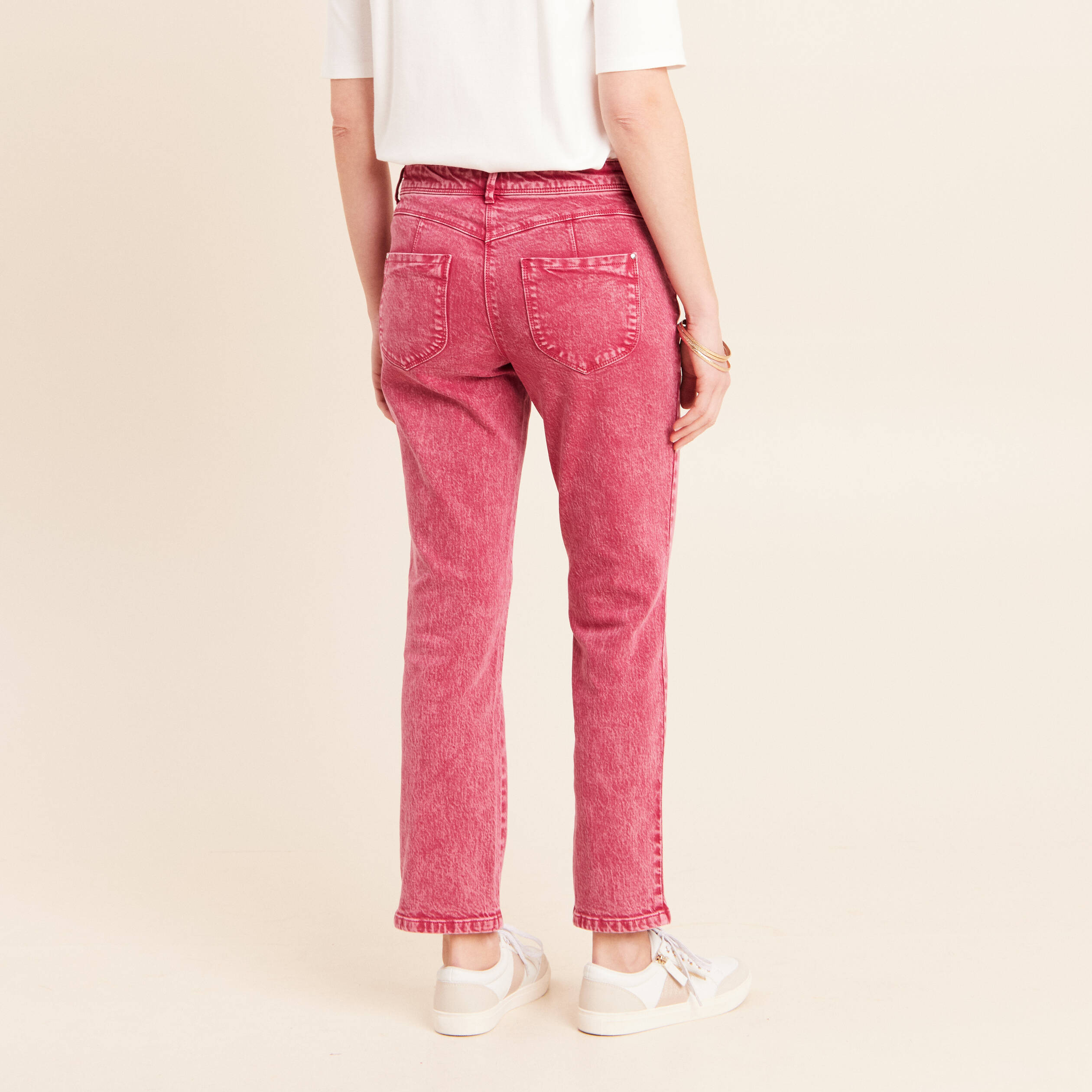 Jean coupe droite taille bascul&eacute;e rose fushia femme