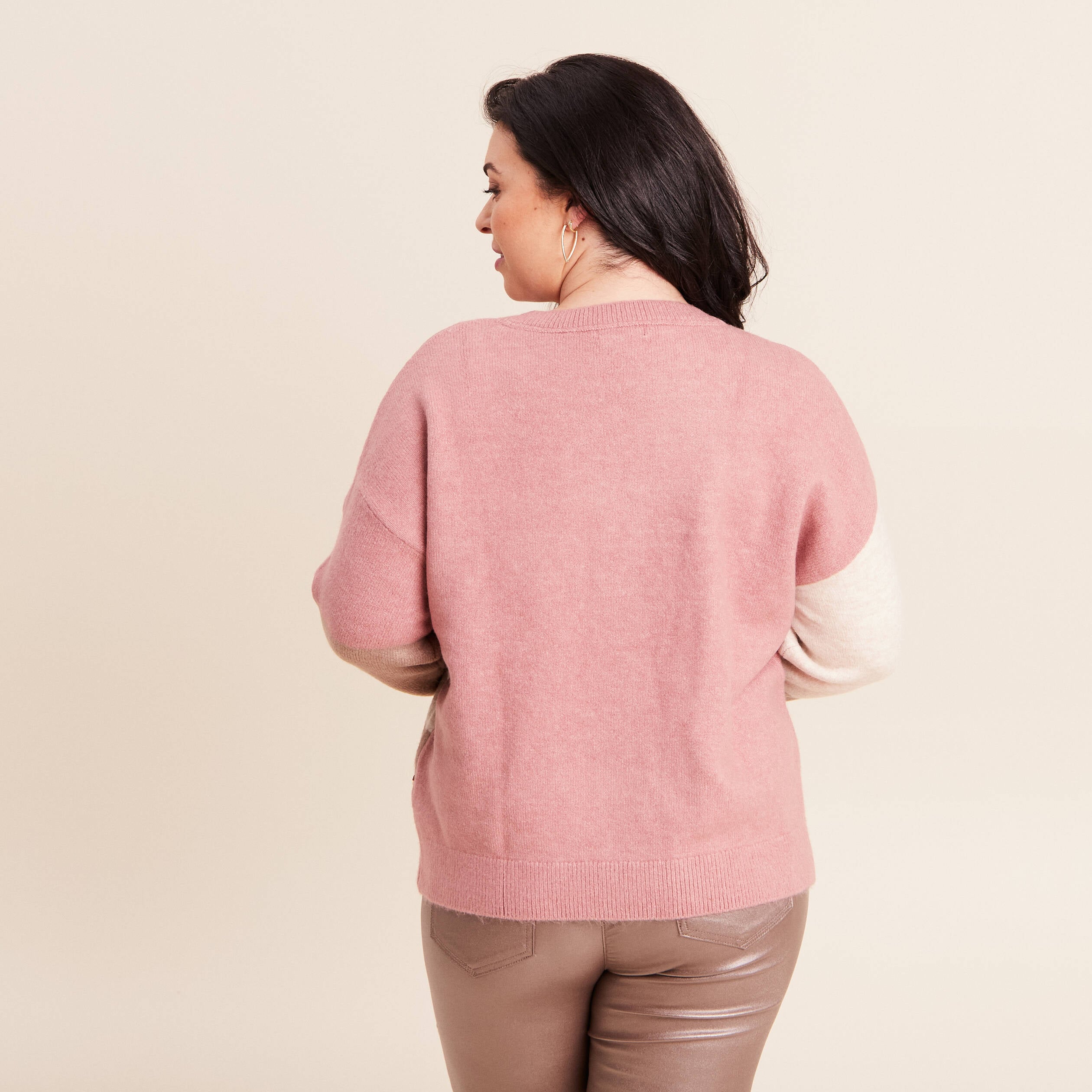 Pull col rond manches longues &agrave; sequins taupe femme