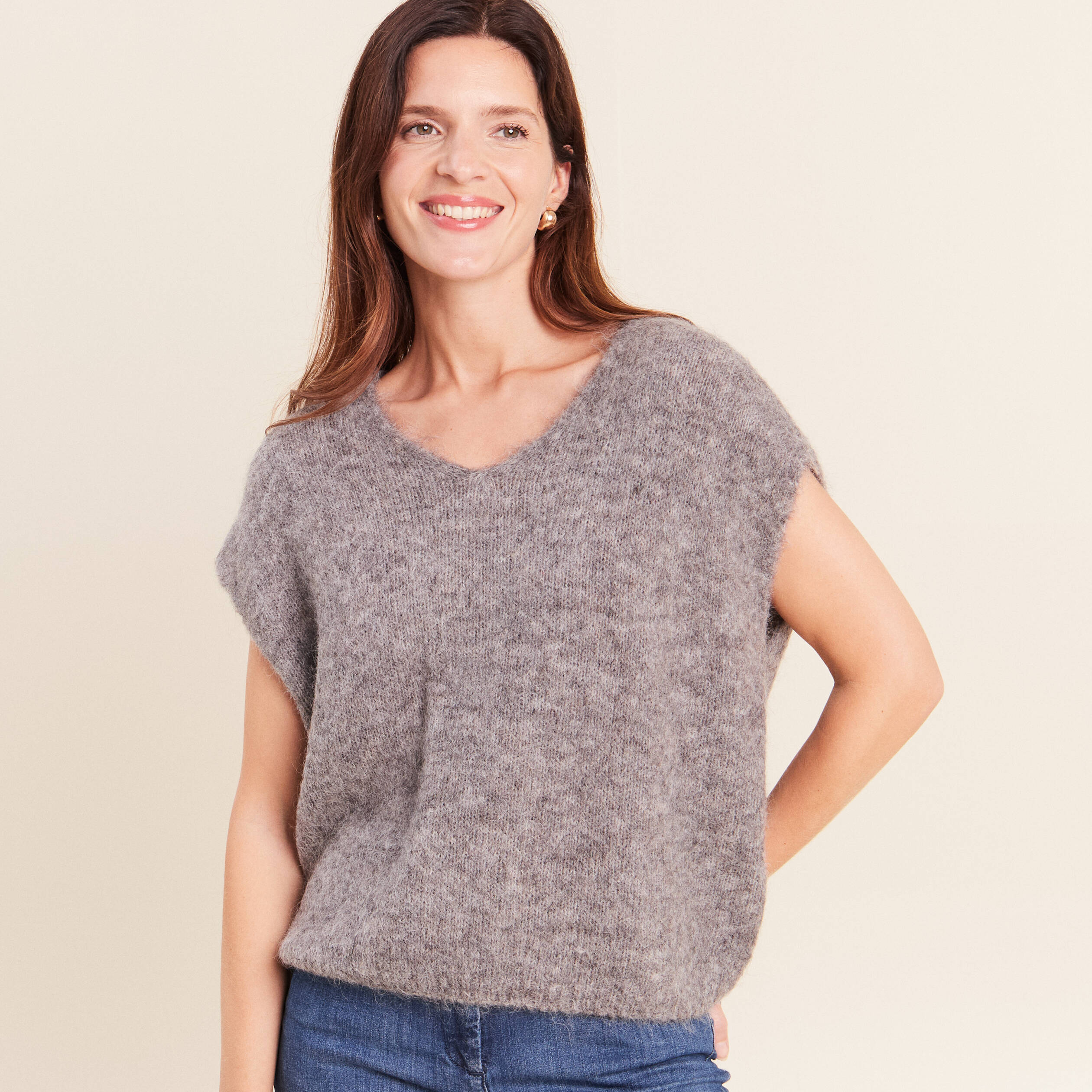 Pull sans manches gris fonc&eacute; femme