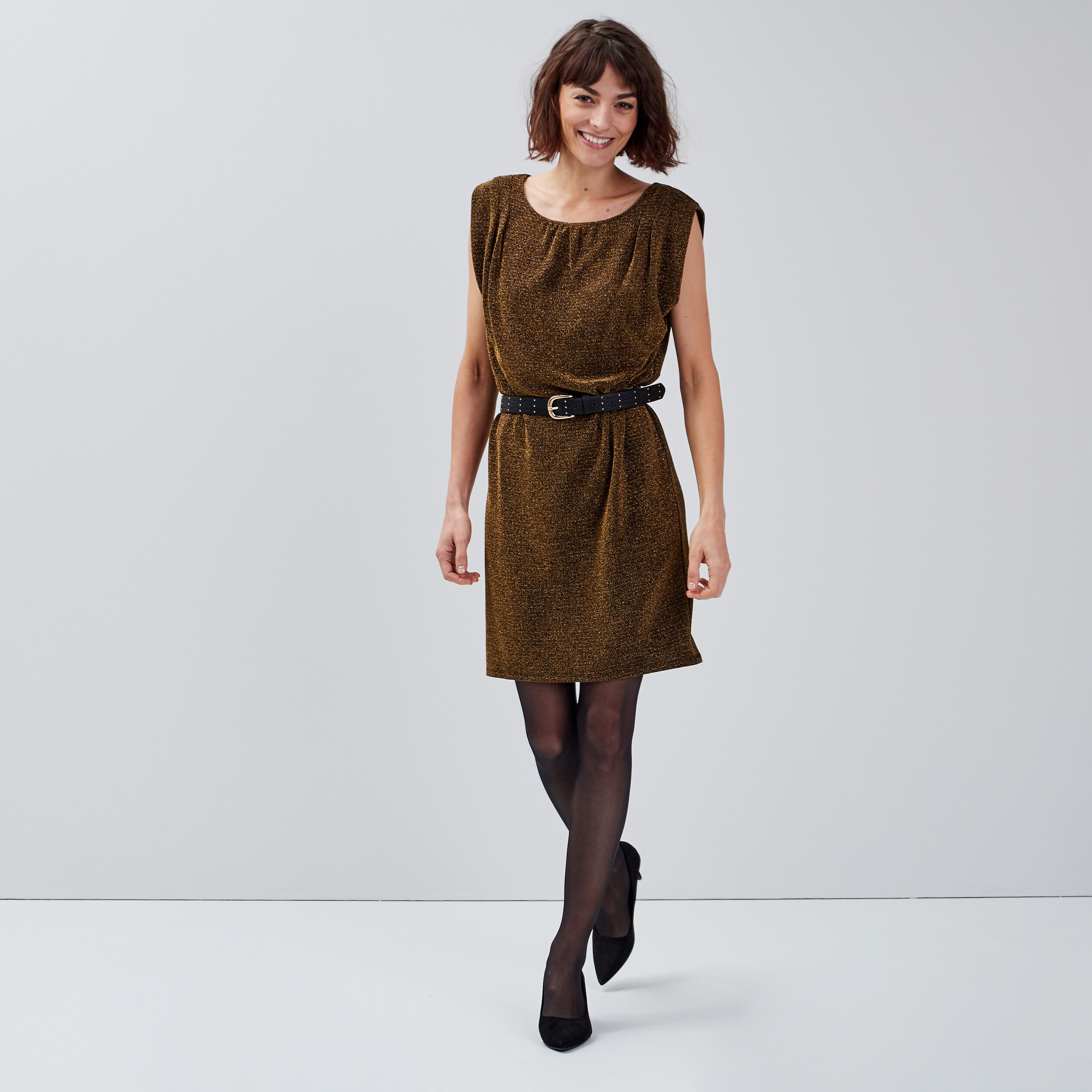 Robe sans sales manche droite