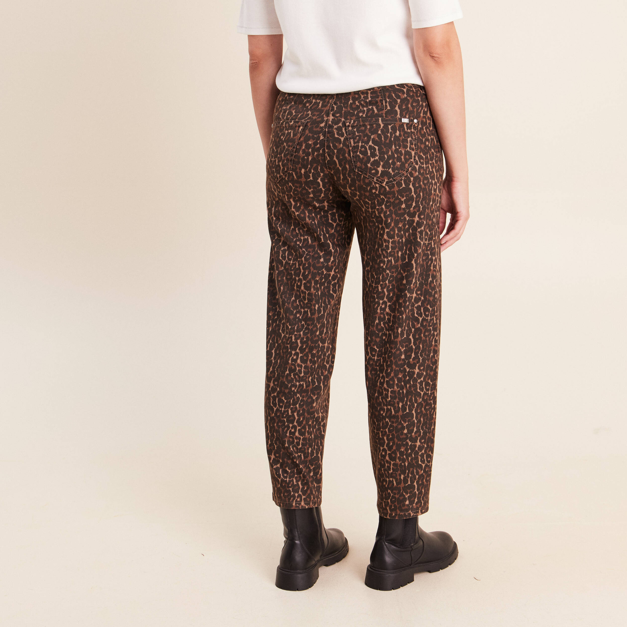 Pantalon magique Le L&eacute;ger coupe barrel marron cognac femme