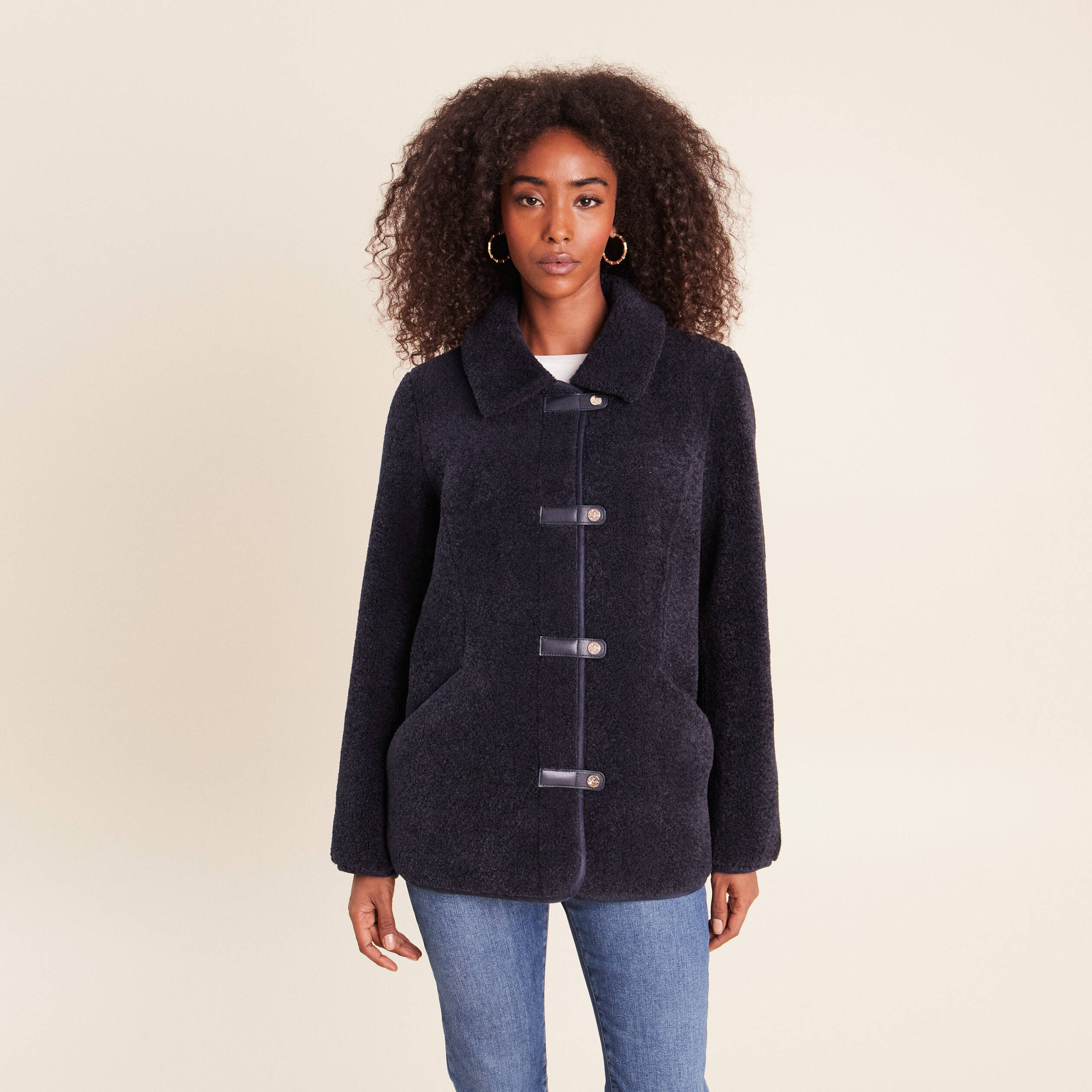 Manteau droit effet mouton bleu fonc&eacute; femme