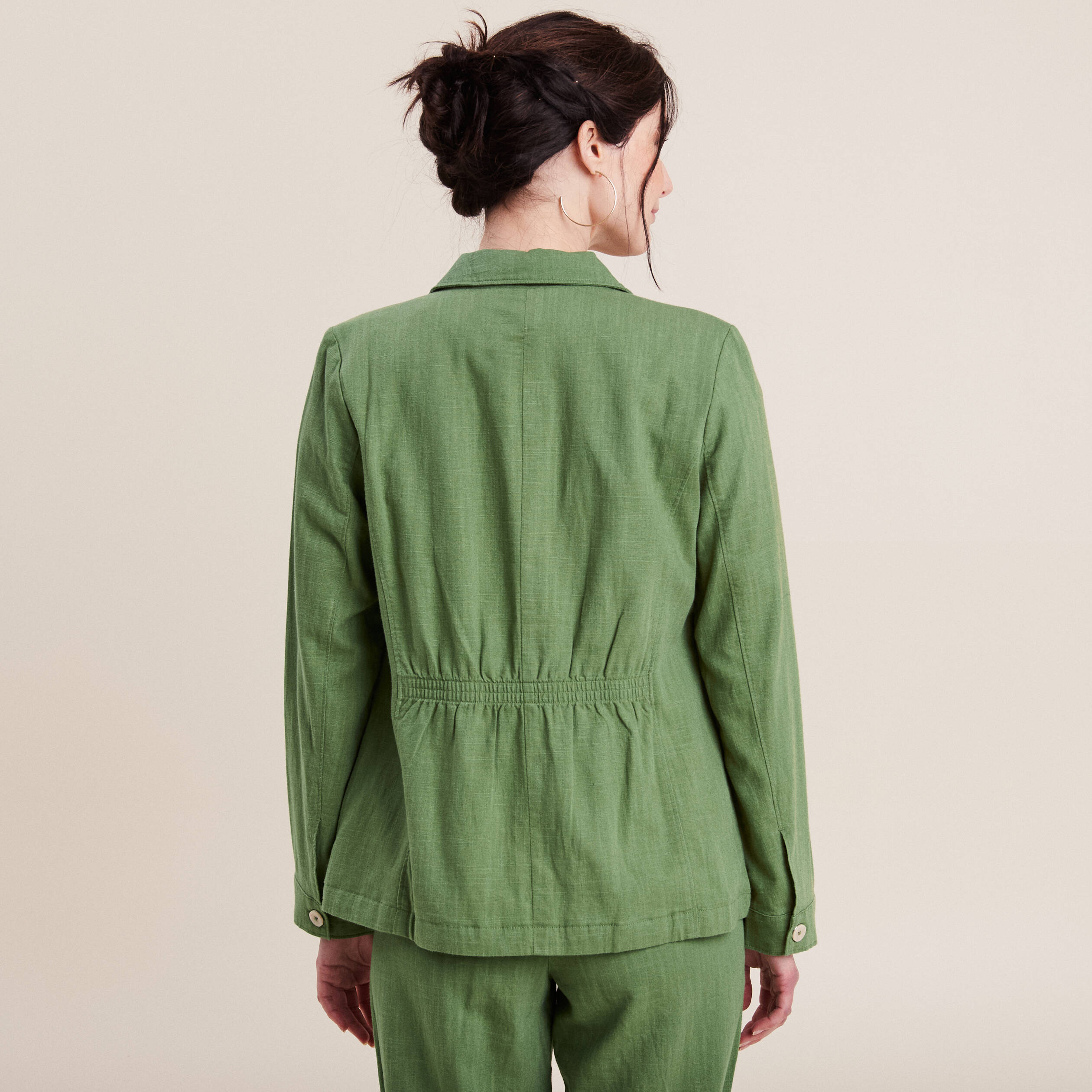 veste droite boutonnee vert femme Veste droite boutonnée vert femme