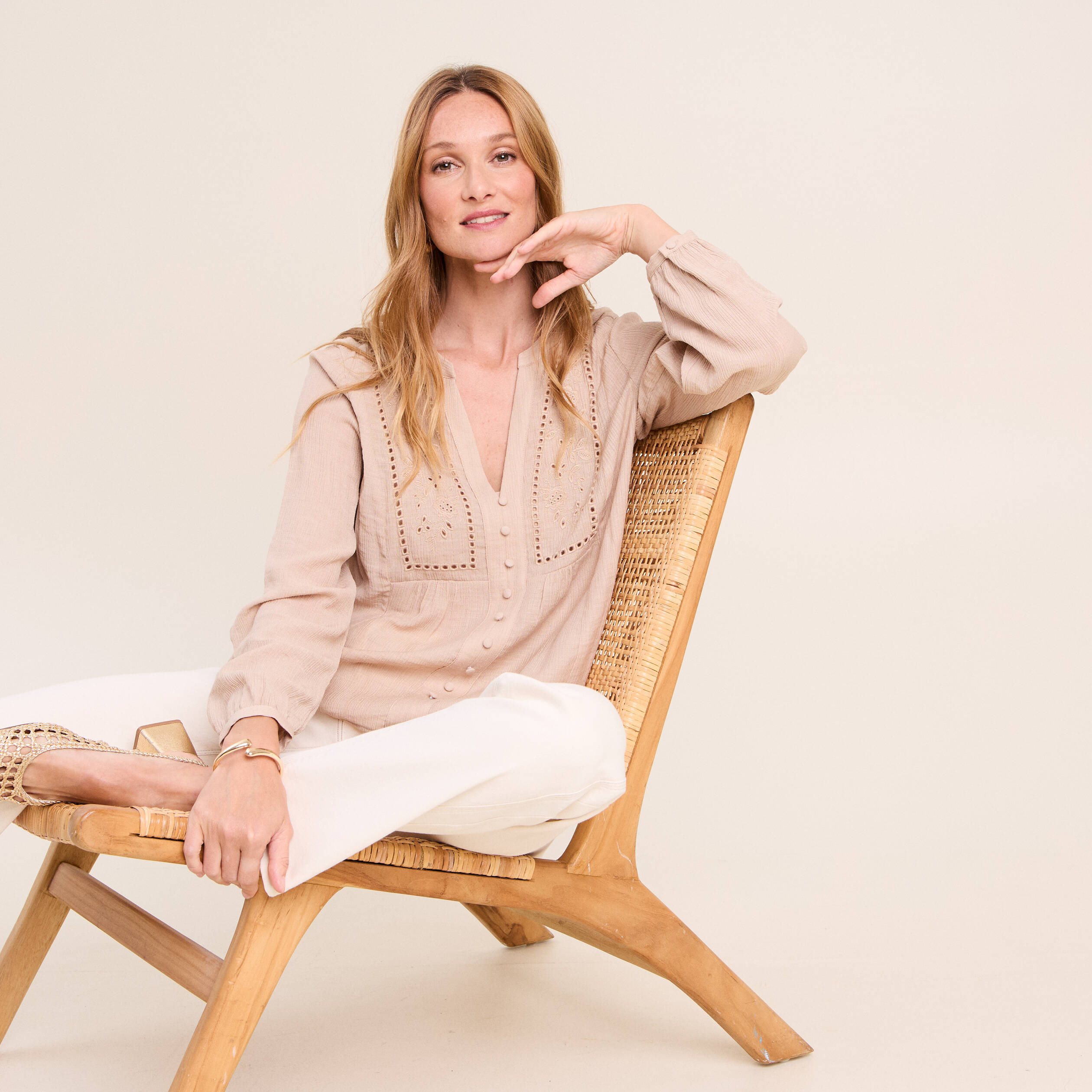 Chemise ample courte avec broderie sable femme