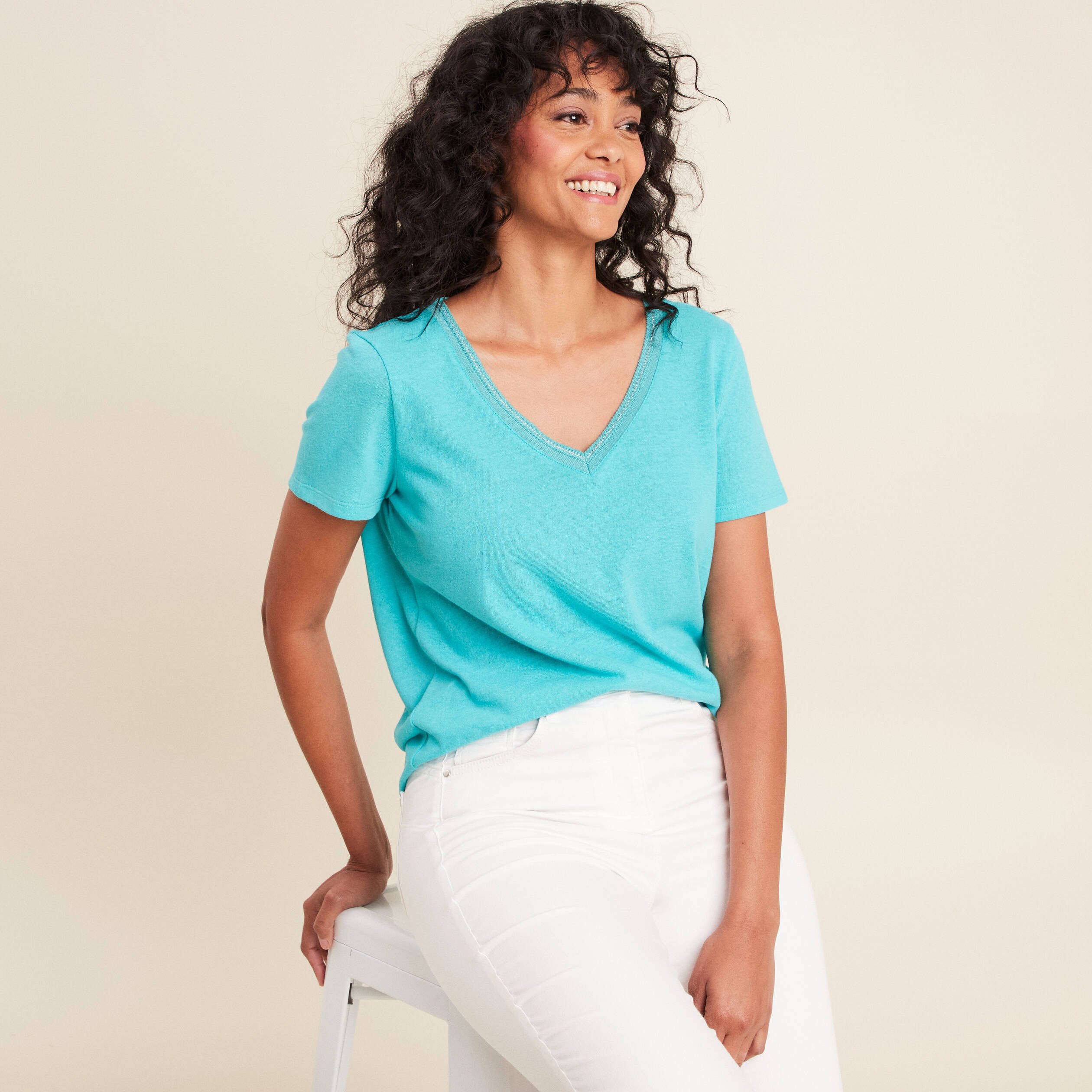 t shirt manches courtes col en v bleu turquoise femme T-shirt manches courtes col en V bleu turquoise femme