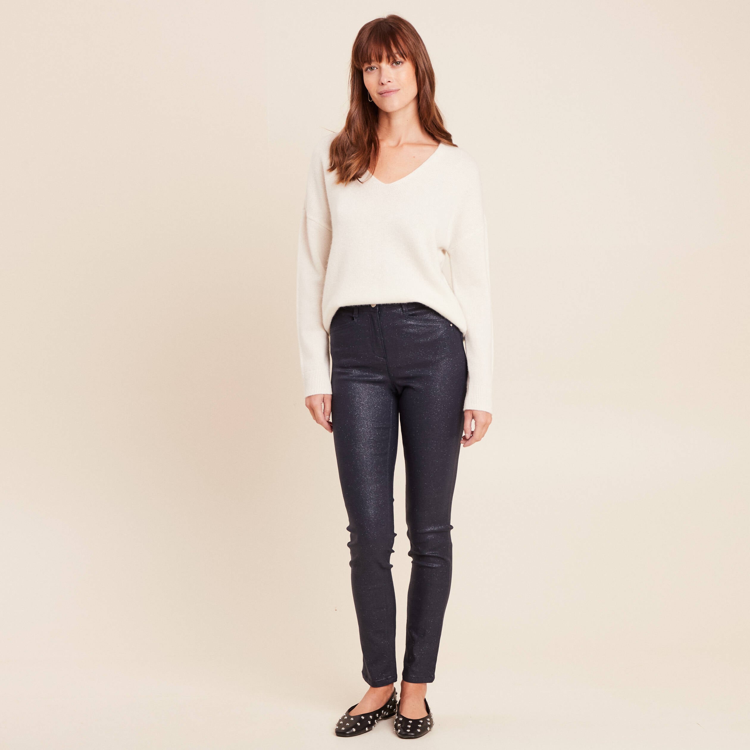 Pantalon iris&eacute; en similicuir bleu fonc&eacute; femme