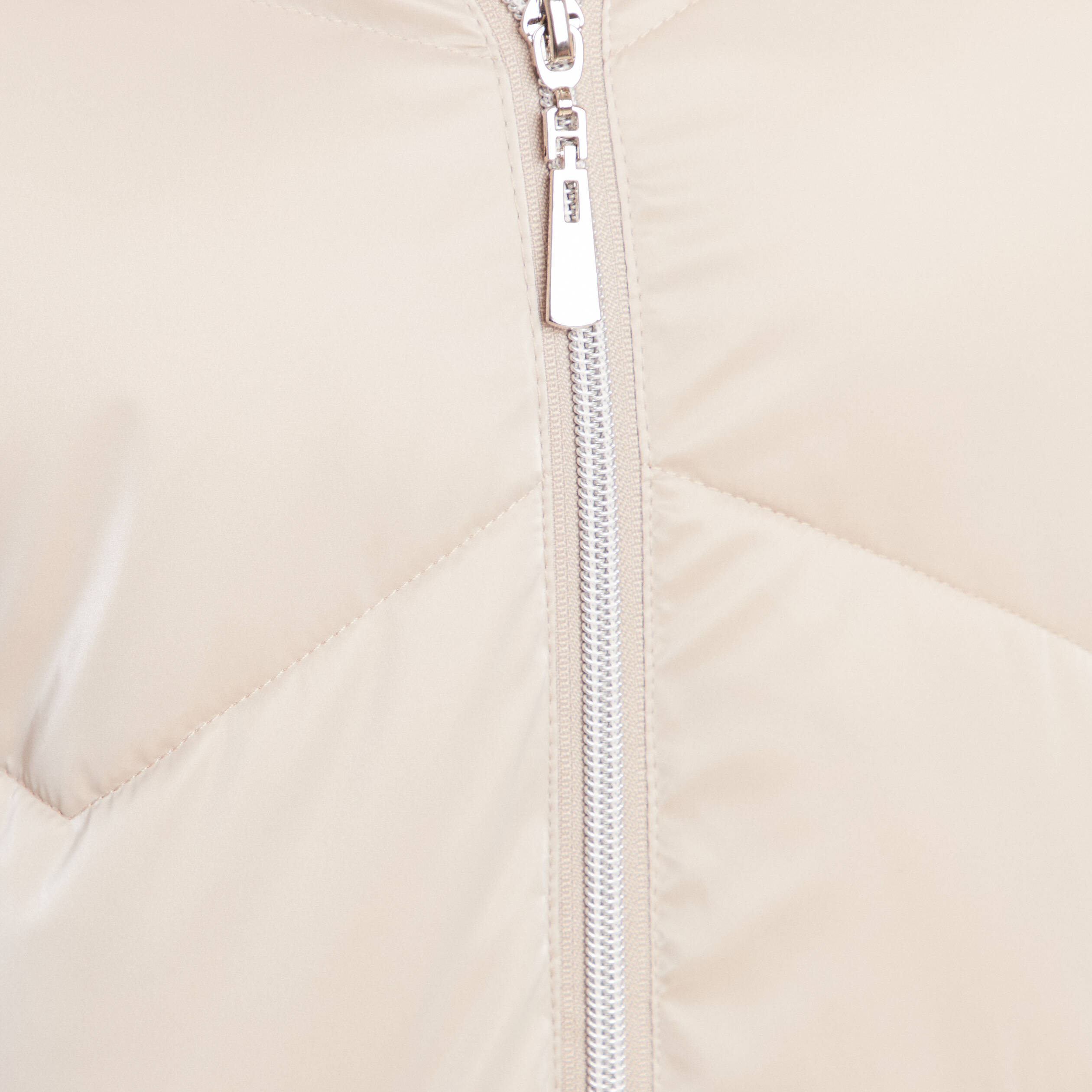 Doudoune mi-longue &agrave; capuche beige femme
