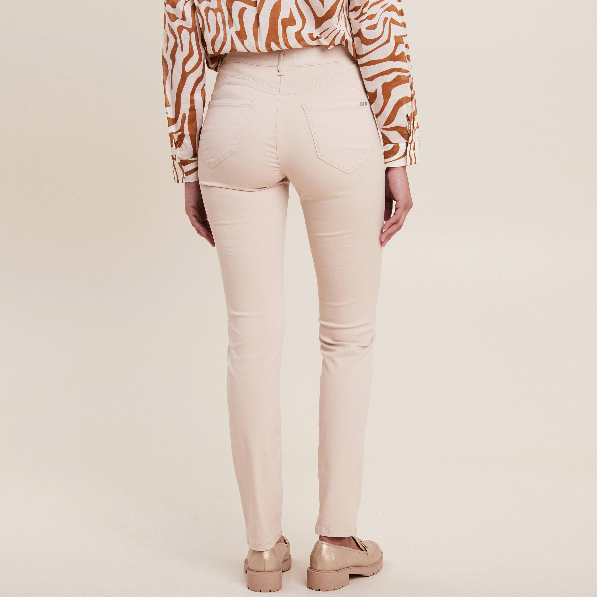 pantalon magique ajuste taille standard ecru femme Pantalon magique ajusté taille standard ecru femme