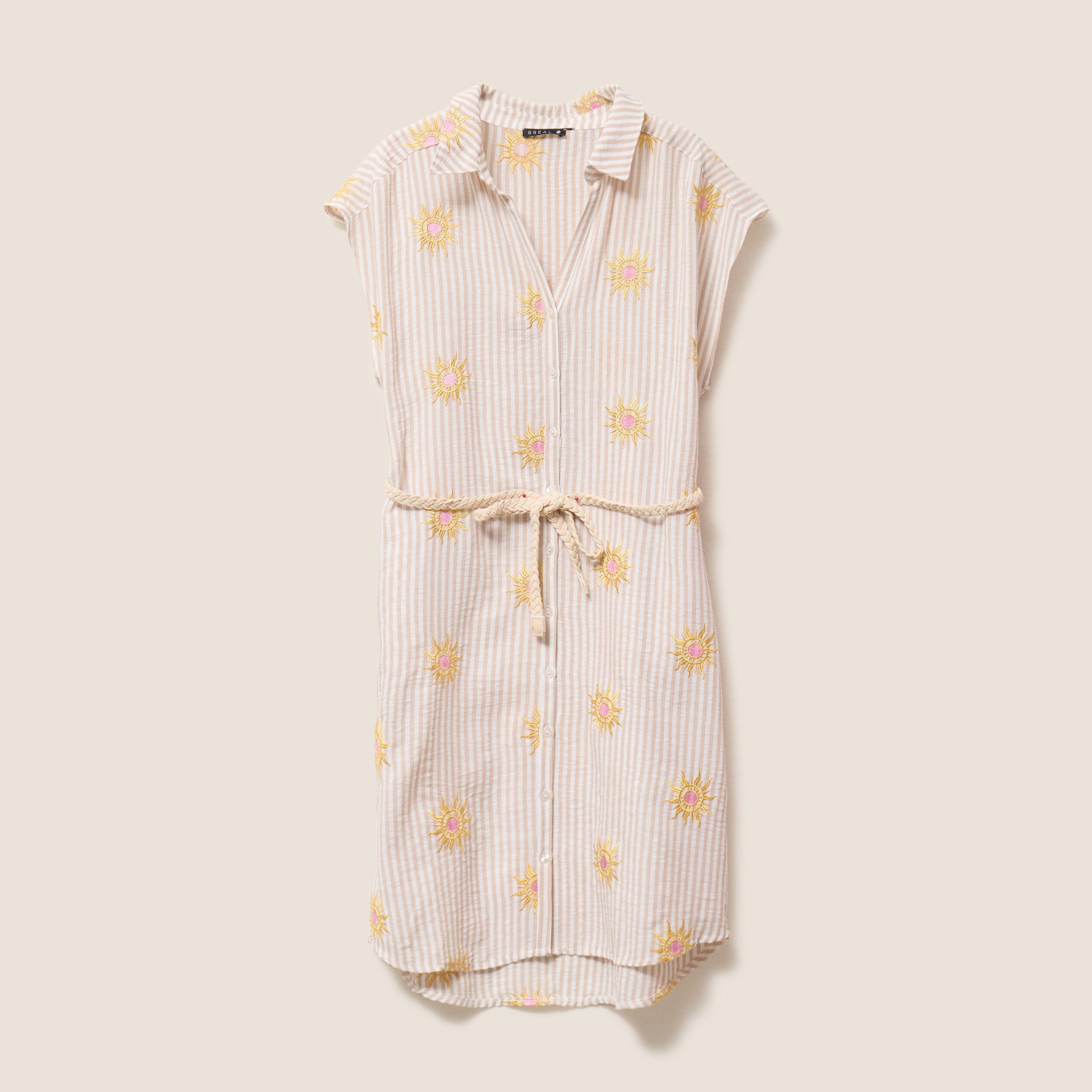robe courte evasee col chemise ceinturee rose femme Robe courte évasée col chemise ceinturée rose femme
