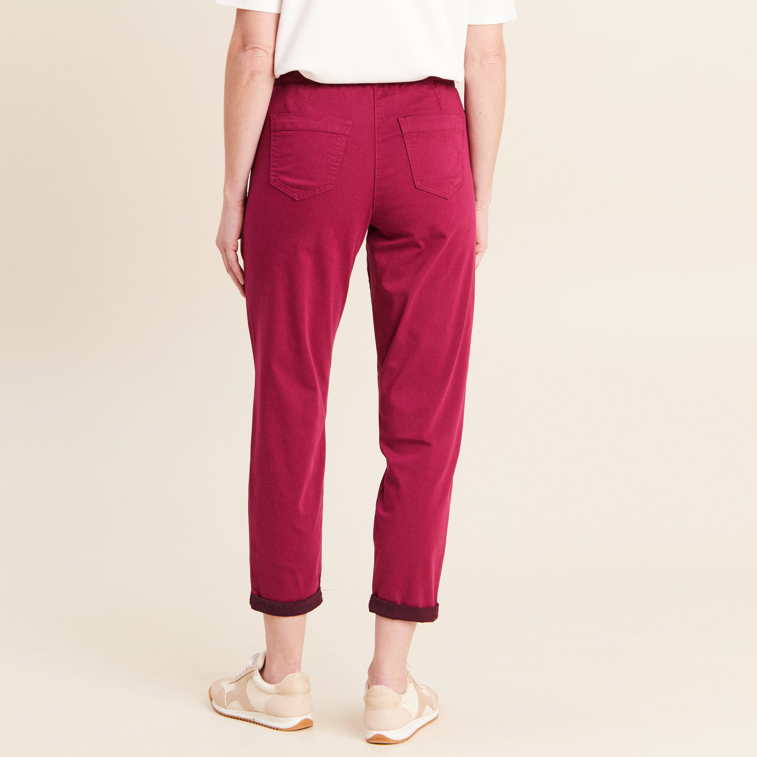 Pantalon coupe mom 7/8&egrave;me rouge fonc&eacute; femme