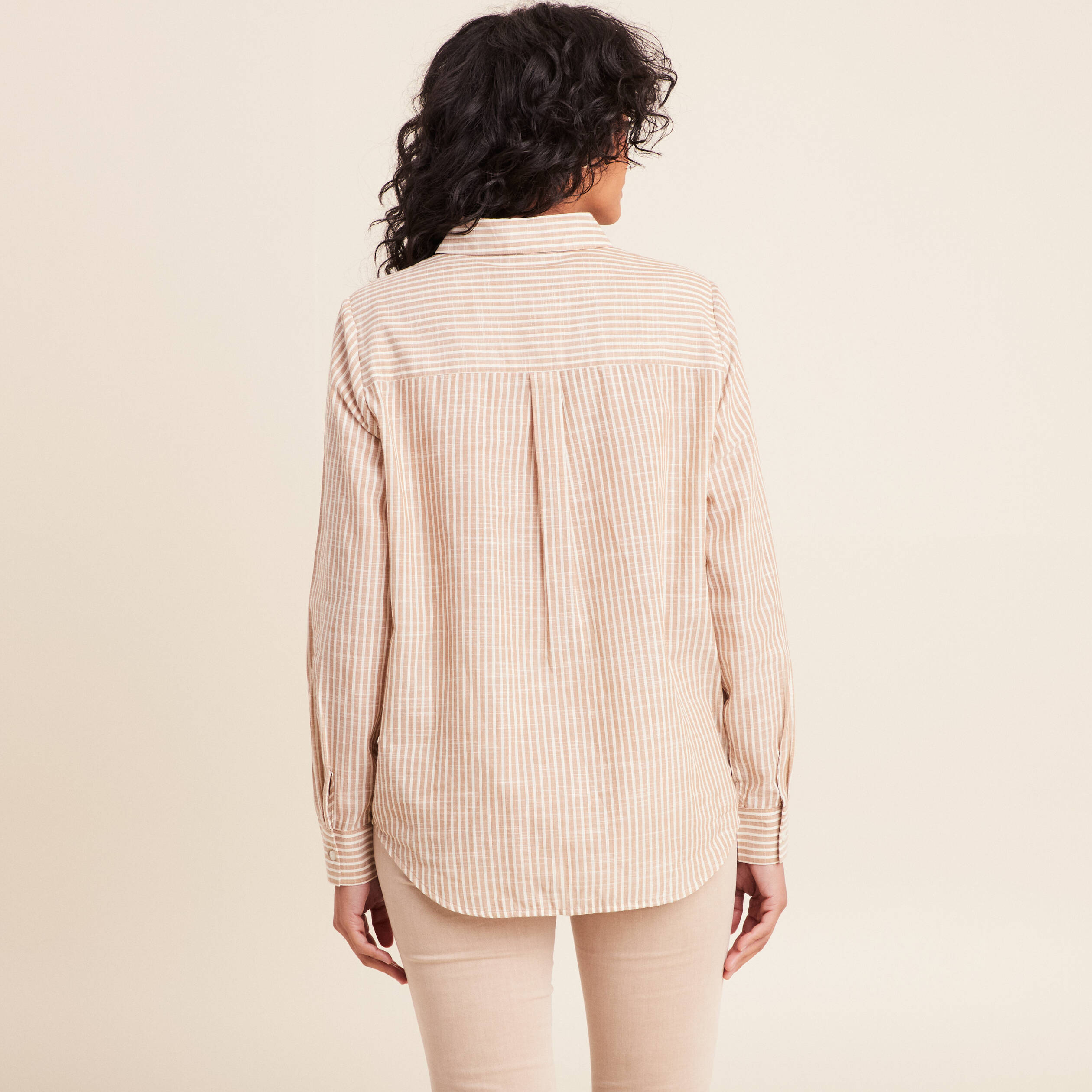 Chemise en coton brod&eacute;e manches longues marron femme